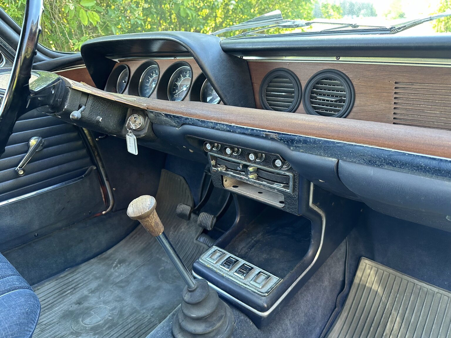Interiörbild 1968 BMW 2000 CS
