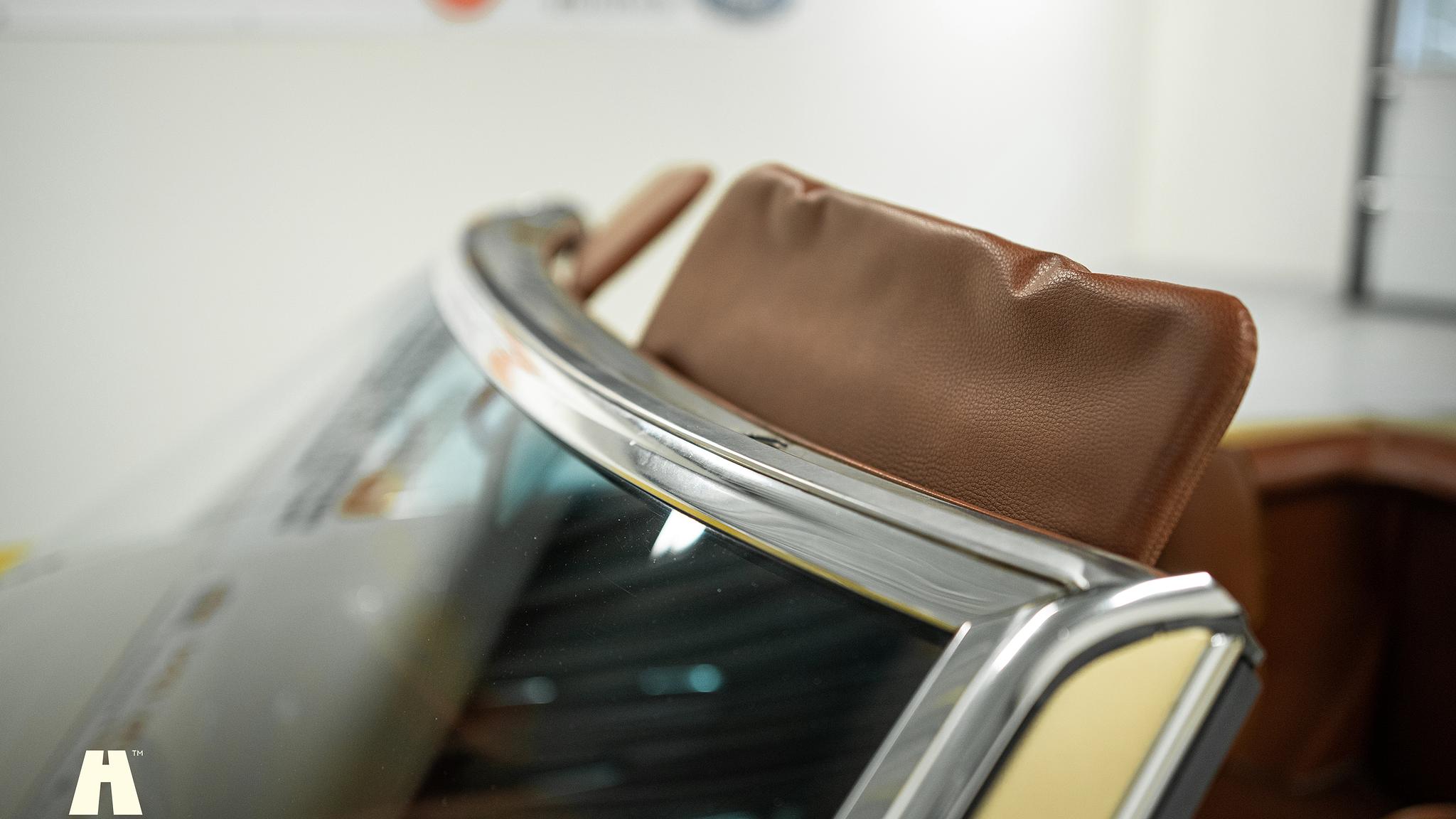 Exterior image of 1975 Mercedes SL 350