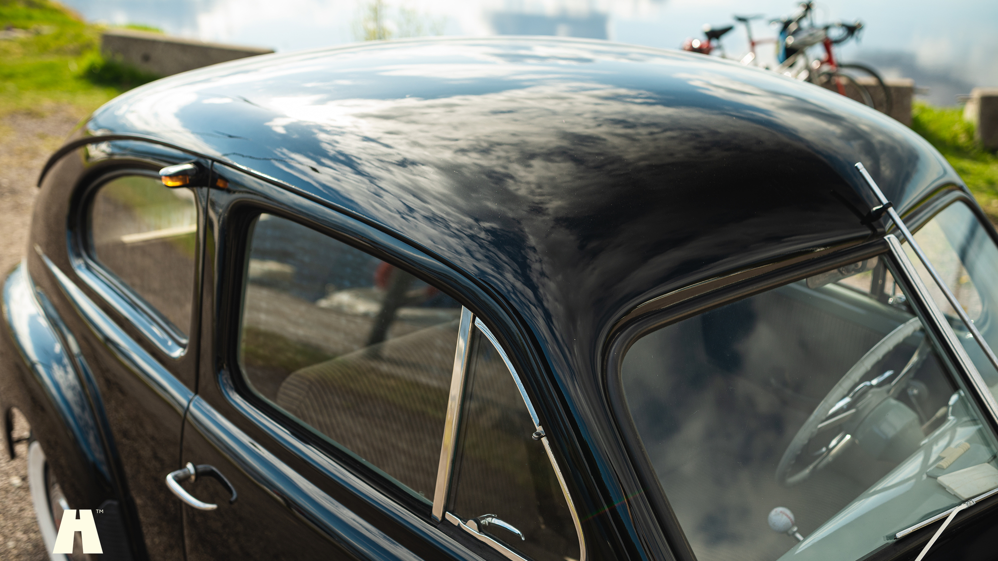 Exterior image of 1953 Volvo PV 444E