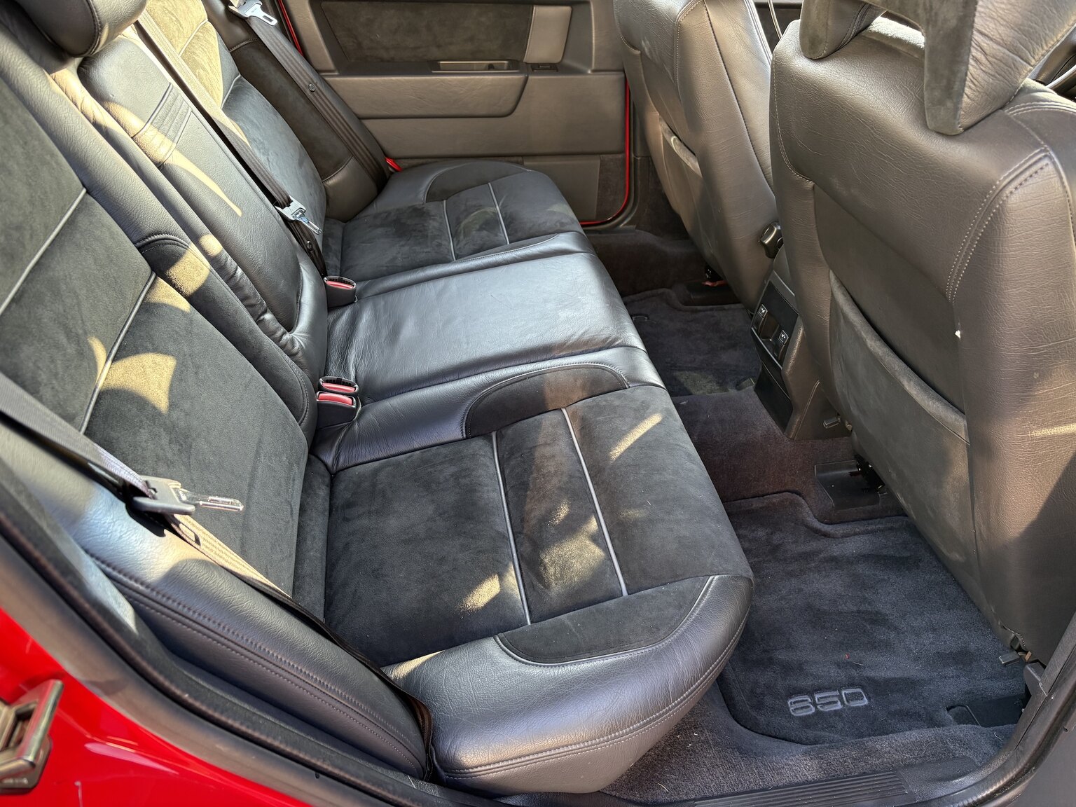 Interior image of 1996 Volvo 850 R