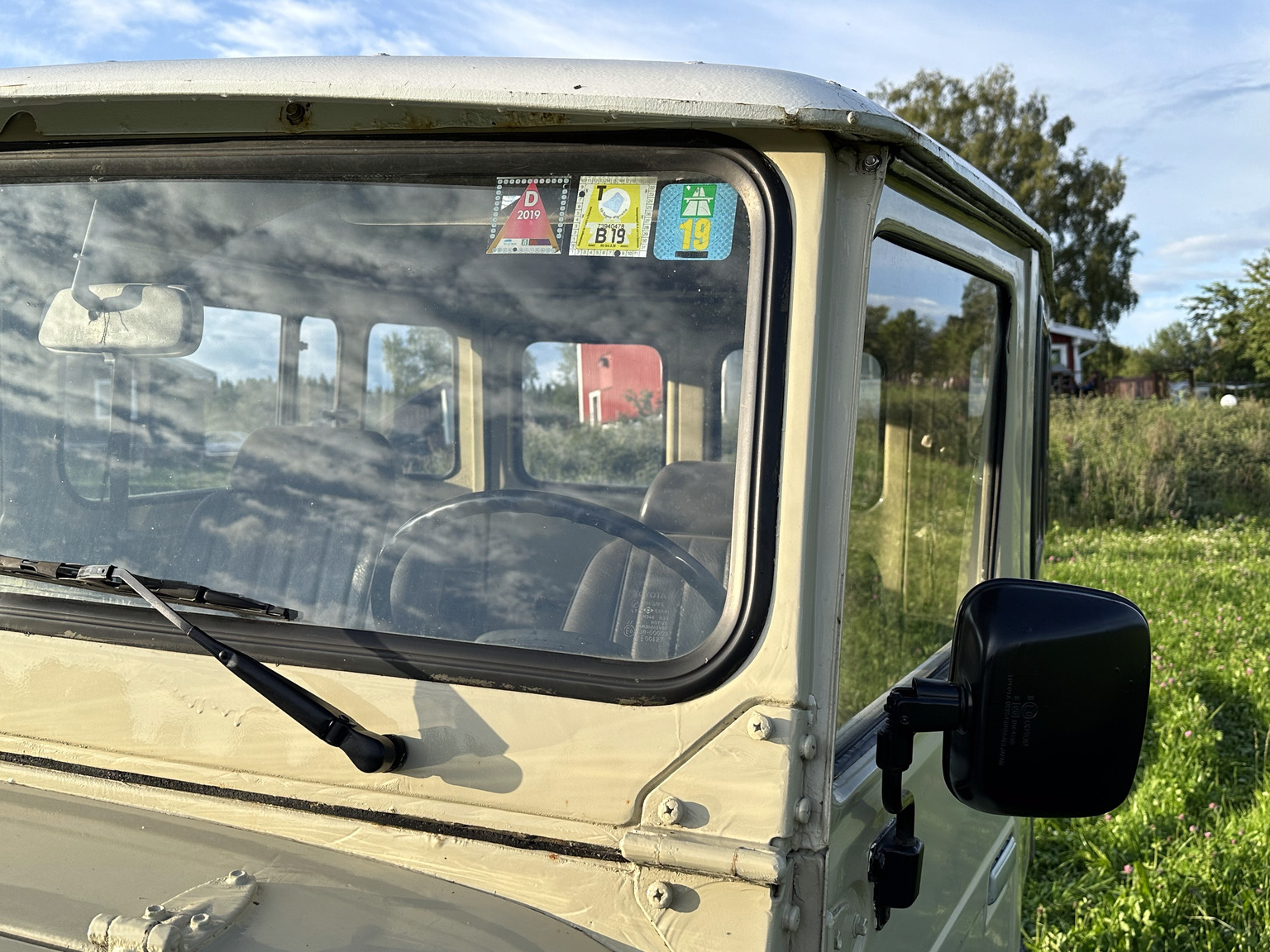 Exteriörbild på 1985 Toyota Land Cruiser BJ 42