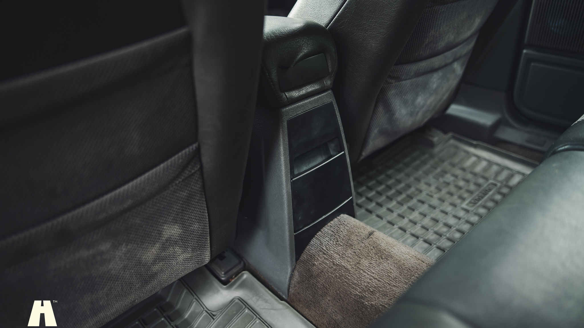 Innenraumfoto von 1997 Volvo 945 