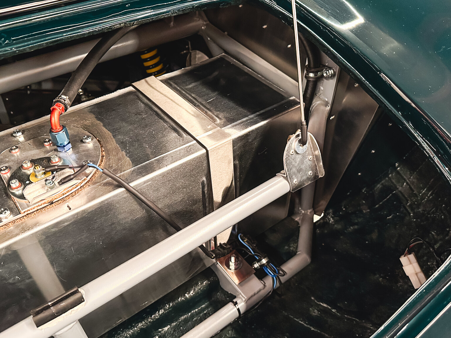 Image of 1965 Ginetta G Racer mechanics