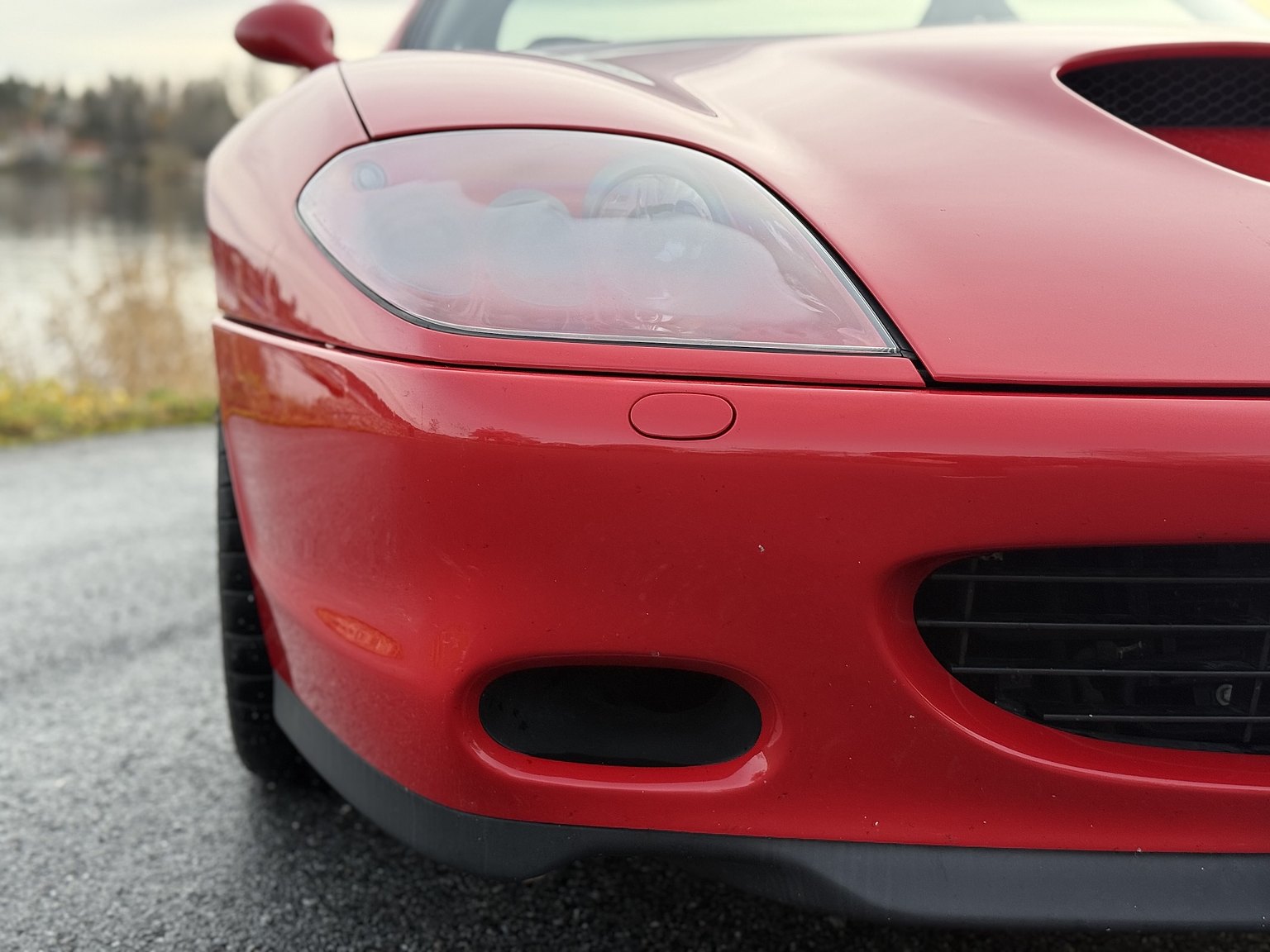 Exteriörbild på 2003 Ferrari 575M Maranello