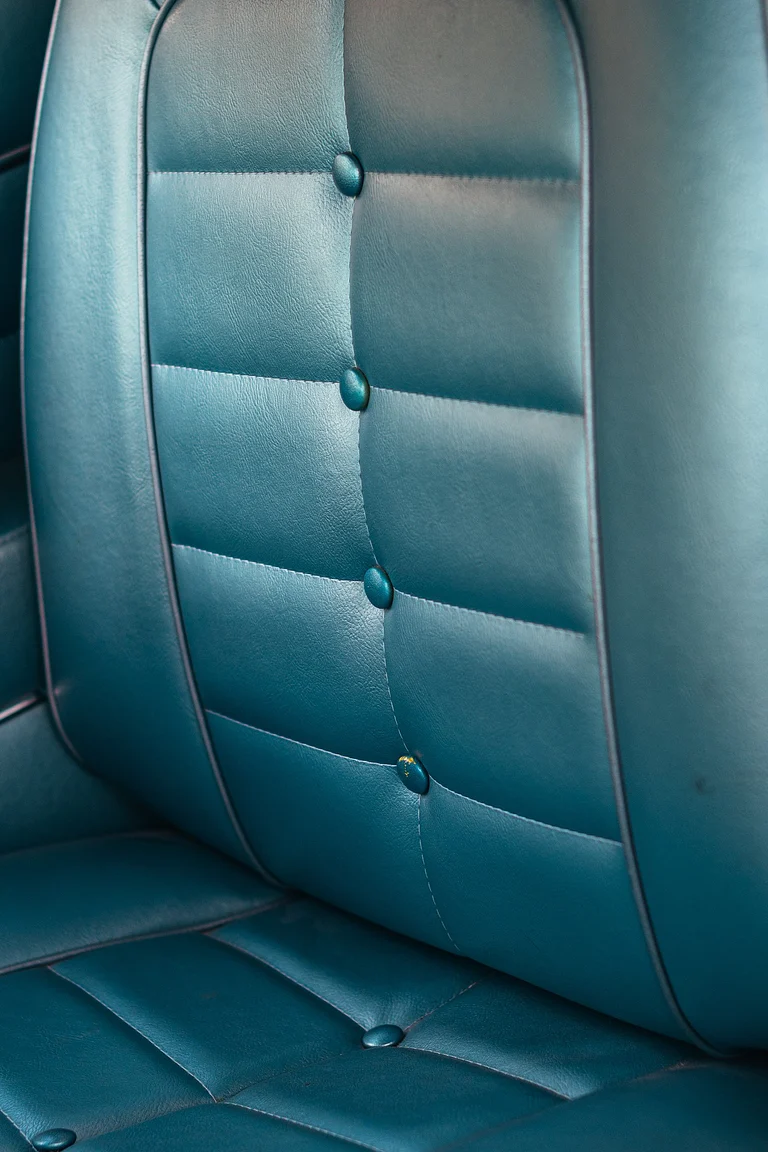 Interior image of 1964 Buick Riviera Coupé (11)