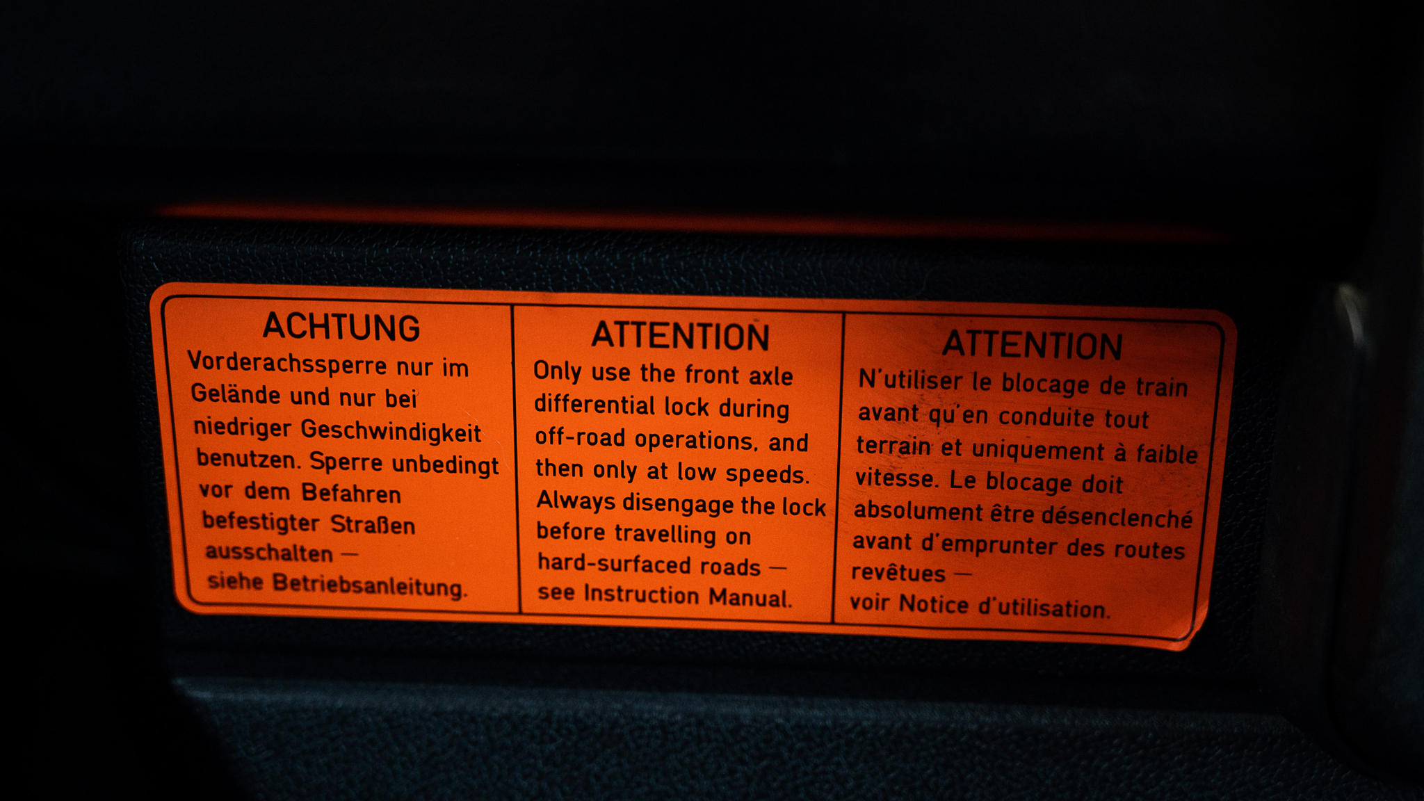 Interior image of 1992 Volkswagen T3 Kombi Syncro 16" Westfalia