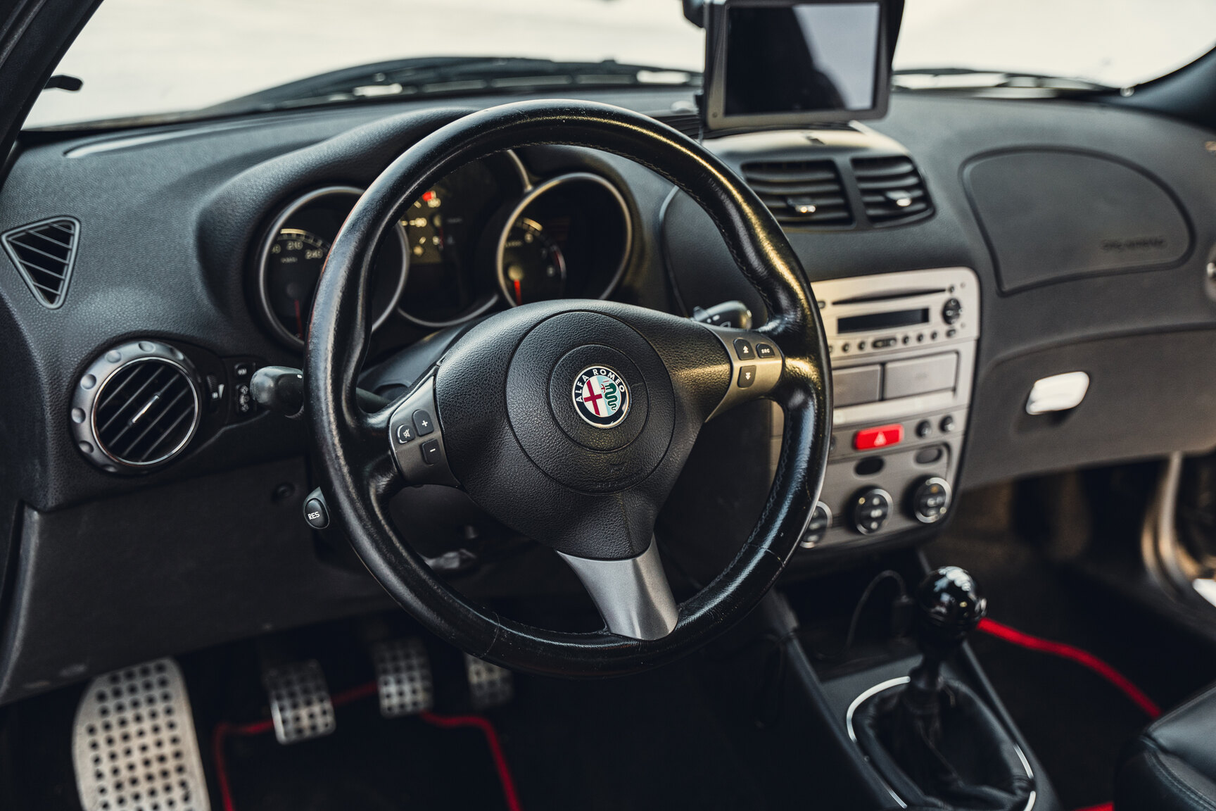 Interiörbild 2003 Alfa Romeo 147 GTA