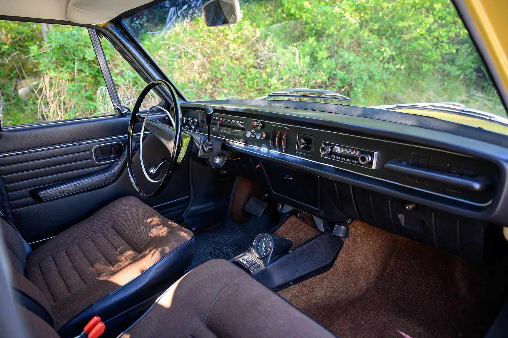 Interiörbild 1971 Volvo 144 2.0 Automatic (5)