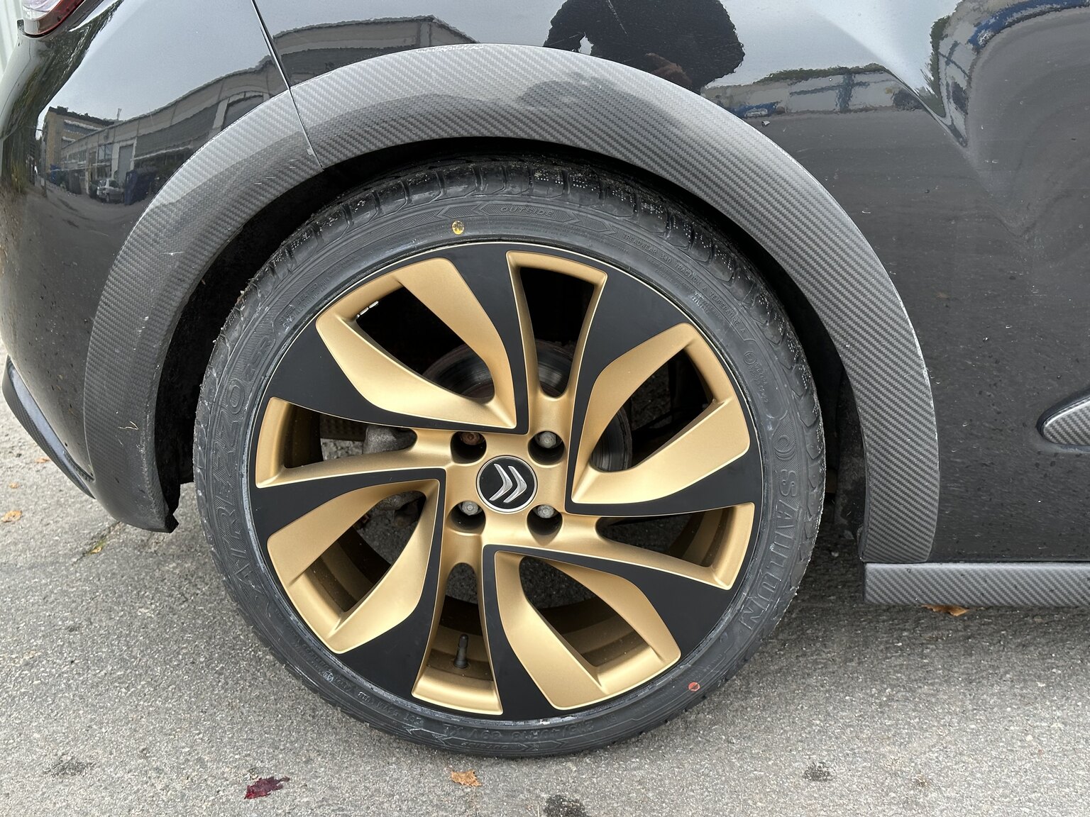 Exterior image of 2012 Citroen DS3 Racing  (49)