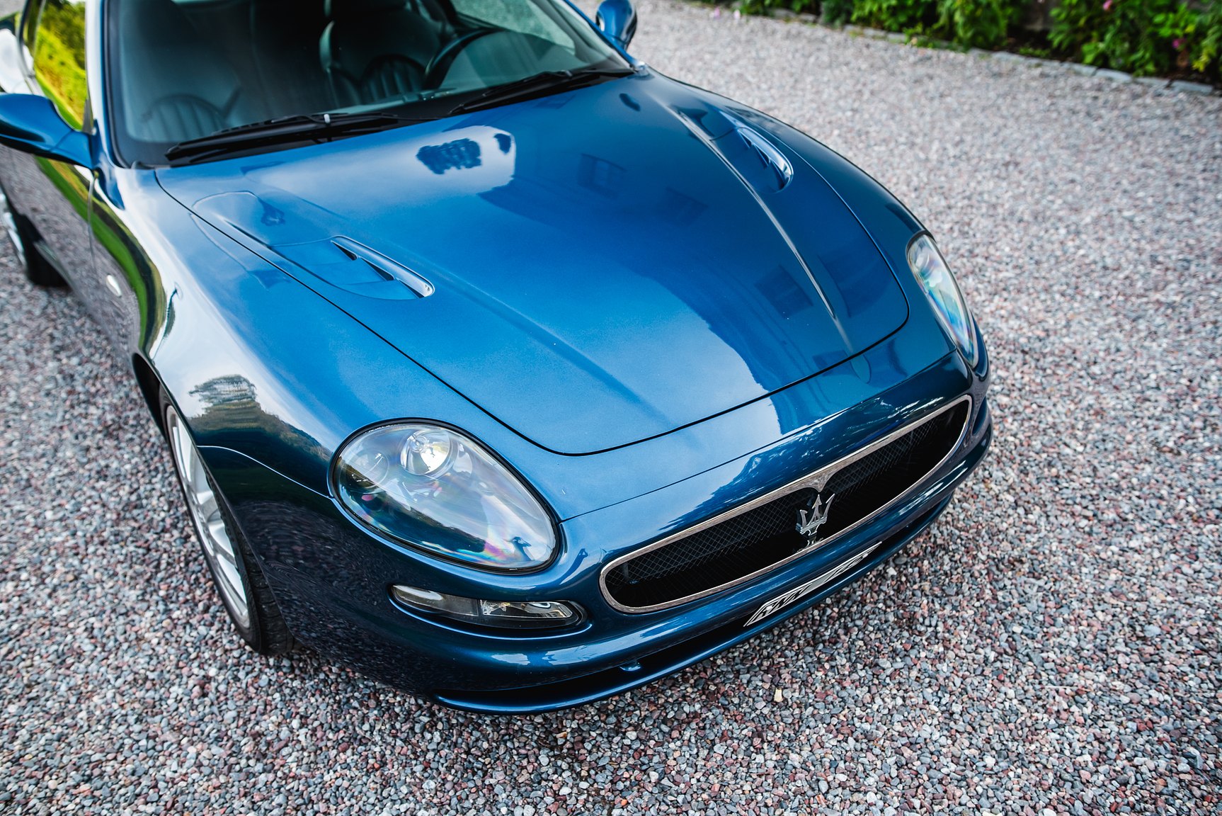 Exterior image of 2000 Maserati 3200 GT