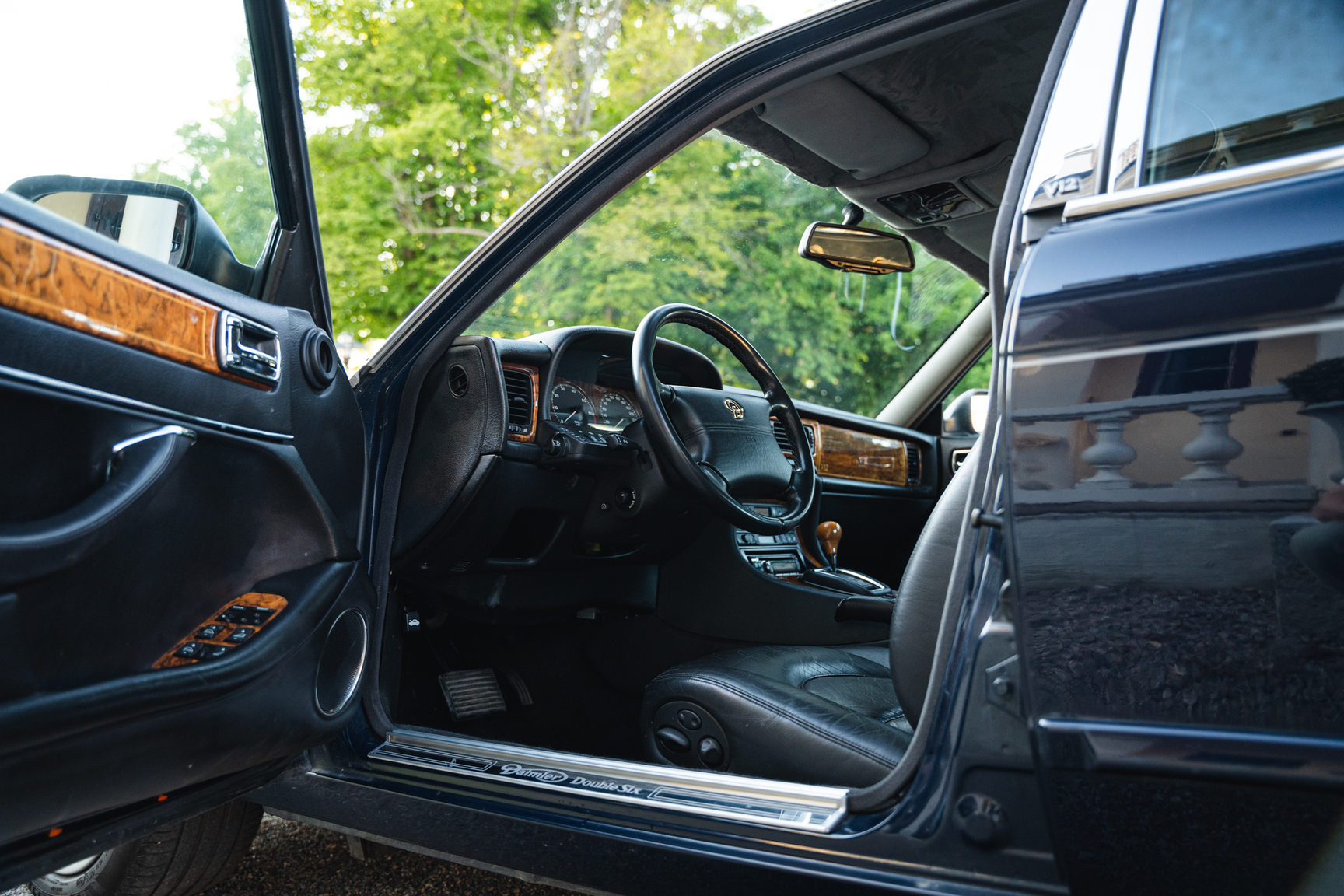 Innenraumfoto von 1995 Jaguar XJ Double SIX