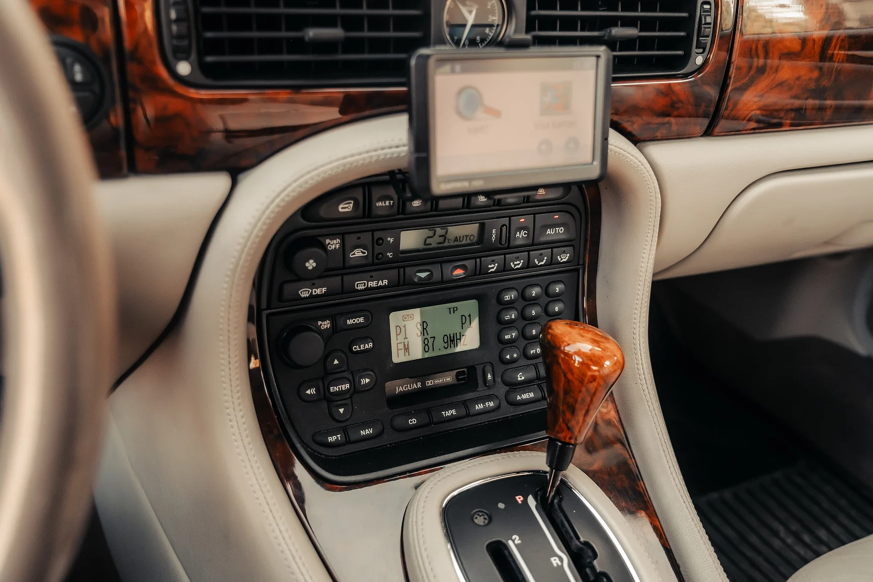 Innenraumfoto von 2001 Jaguar  Xj 4,0 Sovereign (14)