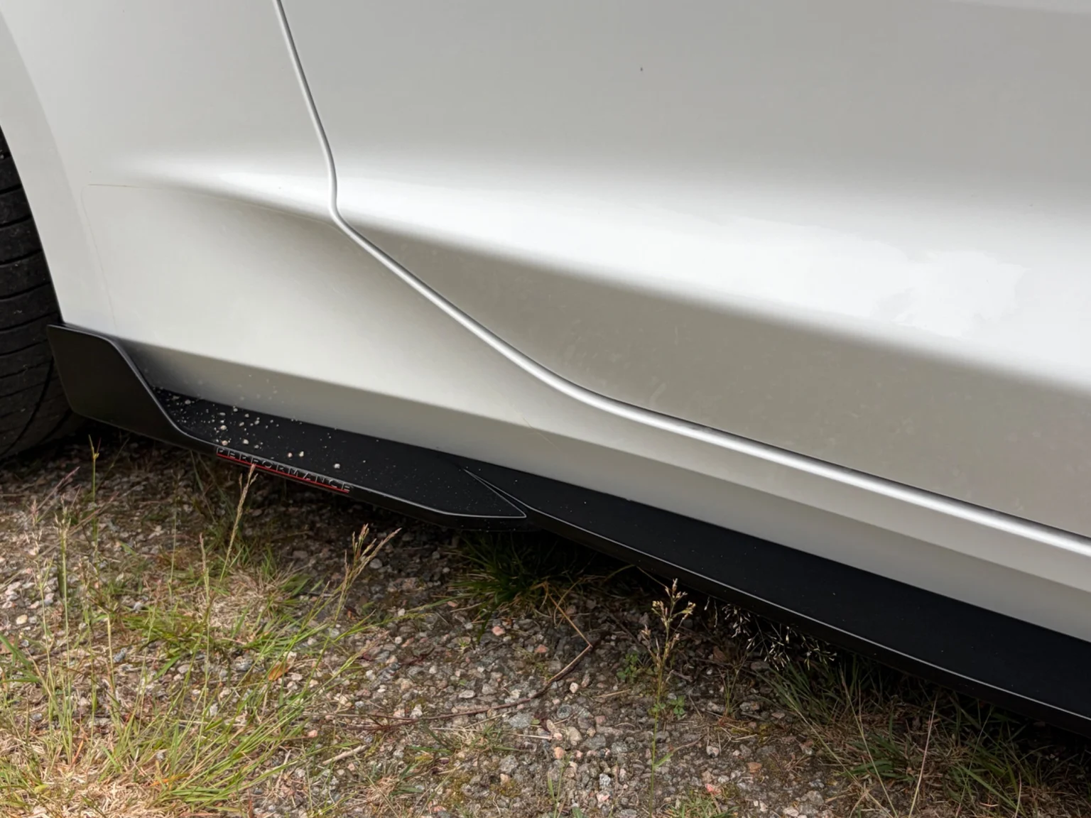 Exteriörbild på 2017 Chevrolet Camaro SS (23)
