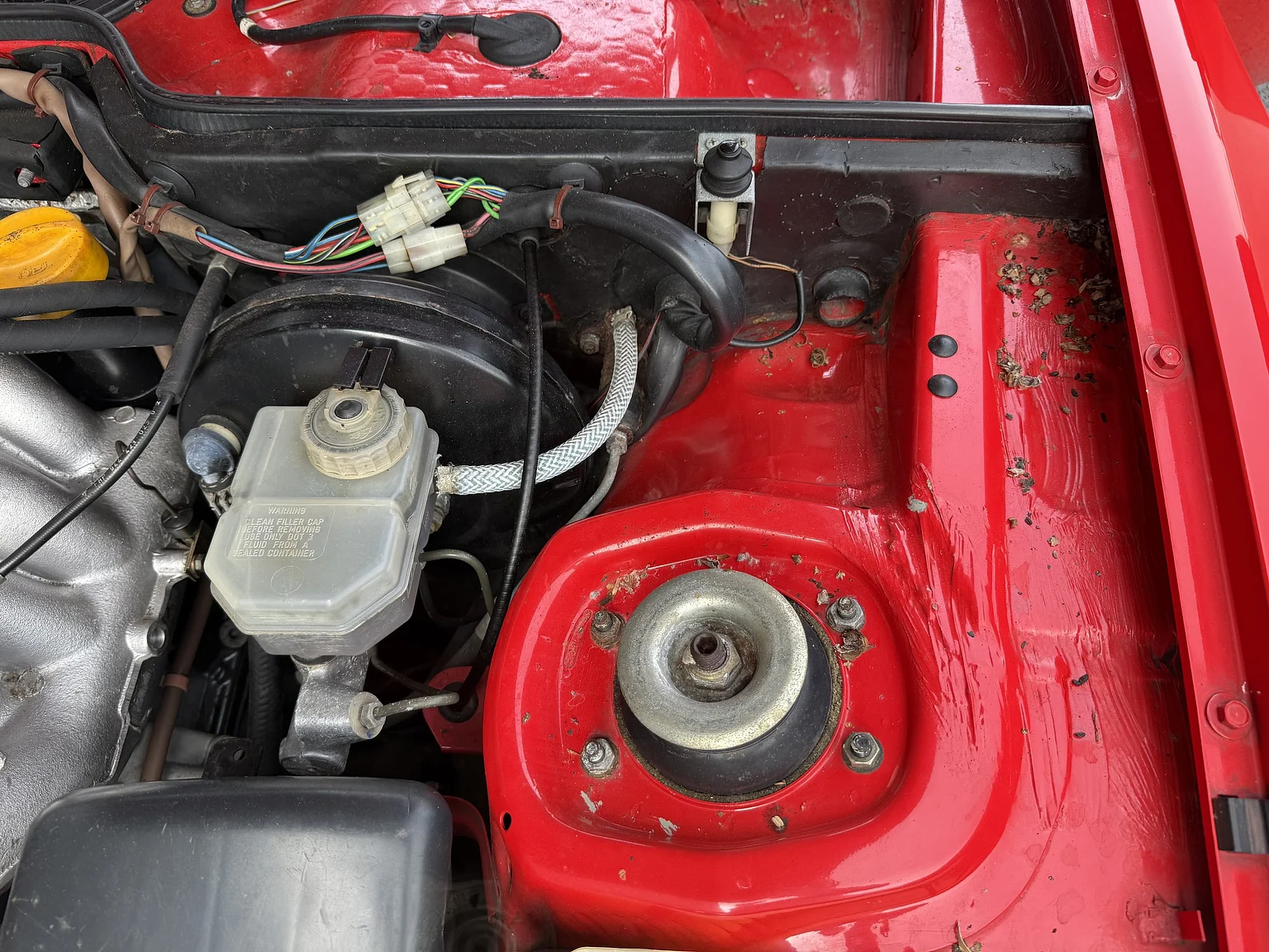 Image of 1984 Porsche 944 Targa mechanics (13)
