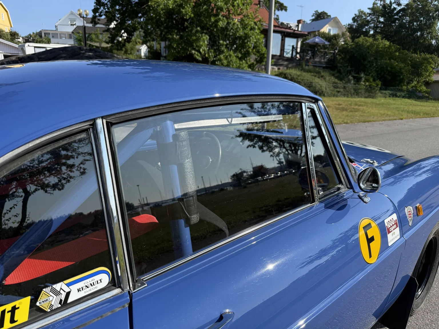 Exteriörbild på 1962 Renault Floride Coupé (62)