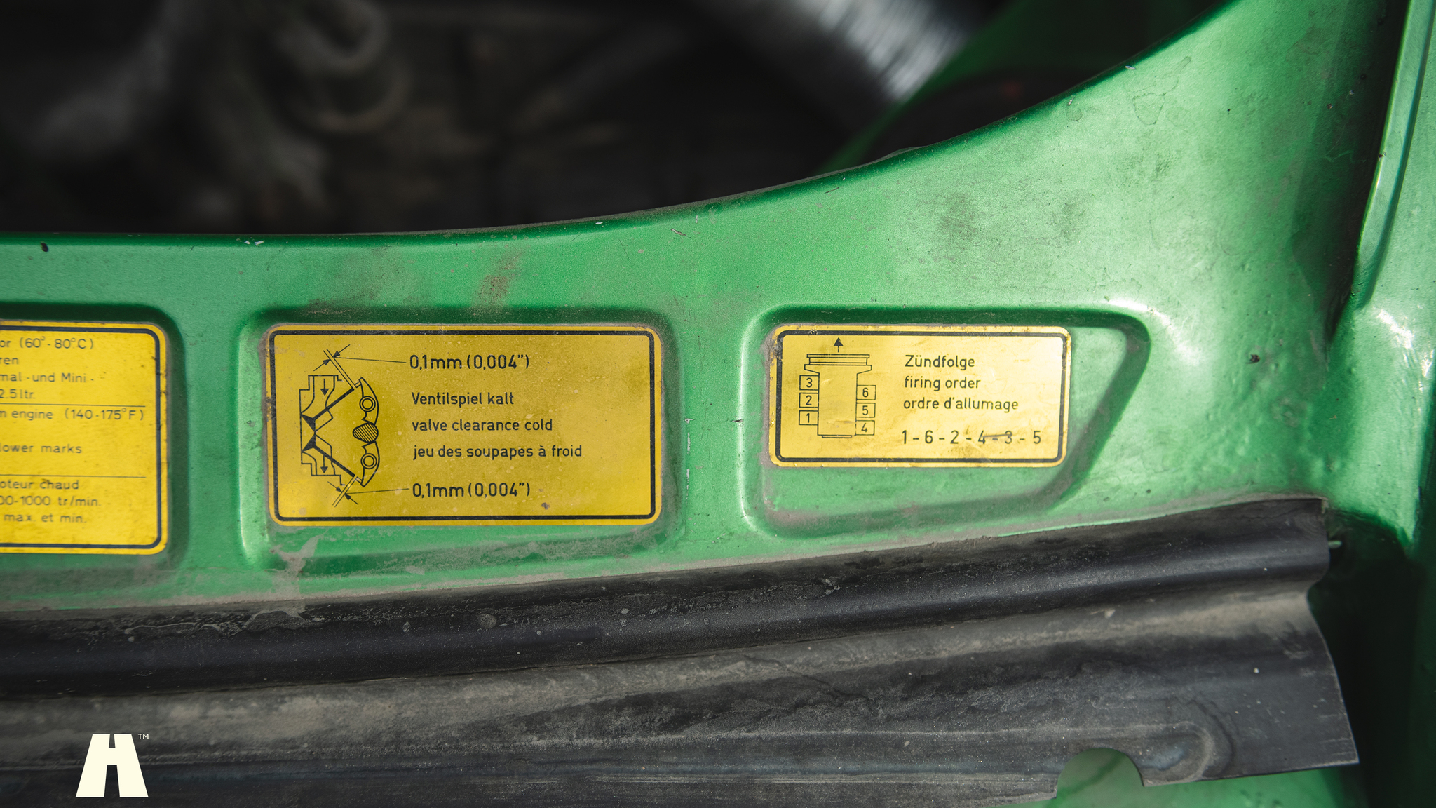 Image of 1976 Porsche 911 Targa mechanics