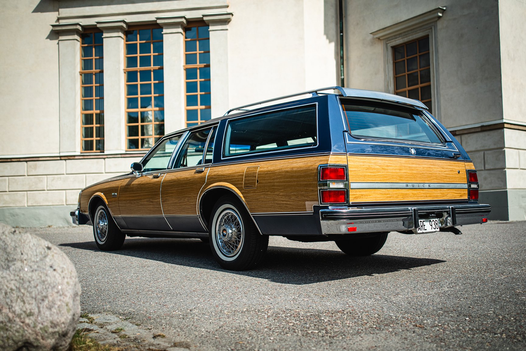 Exterior image of 1983 Buick Electra Estate Wagon 5.0