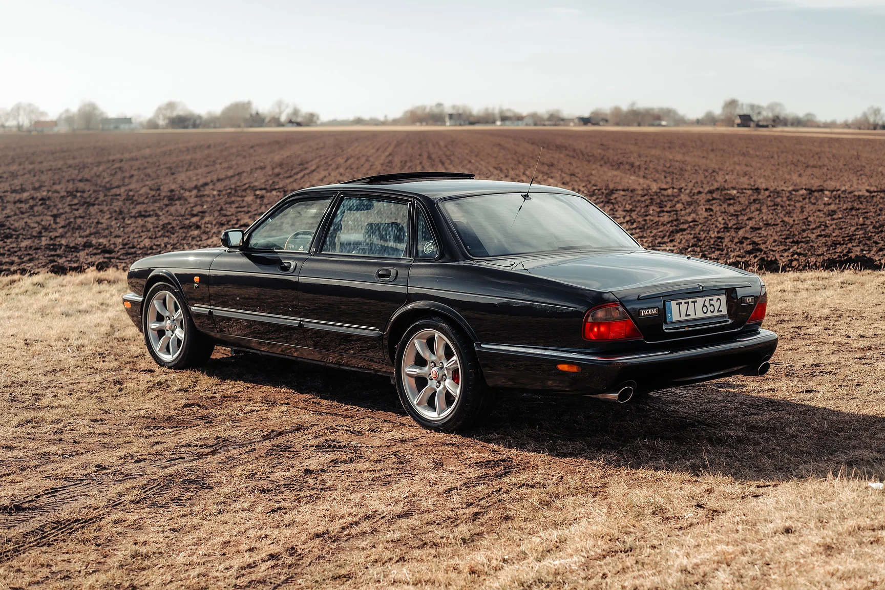Exteriörbild på 1997 Jaguar XJR 4.0 Kompressor NO RESERVE (15)