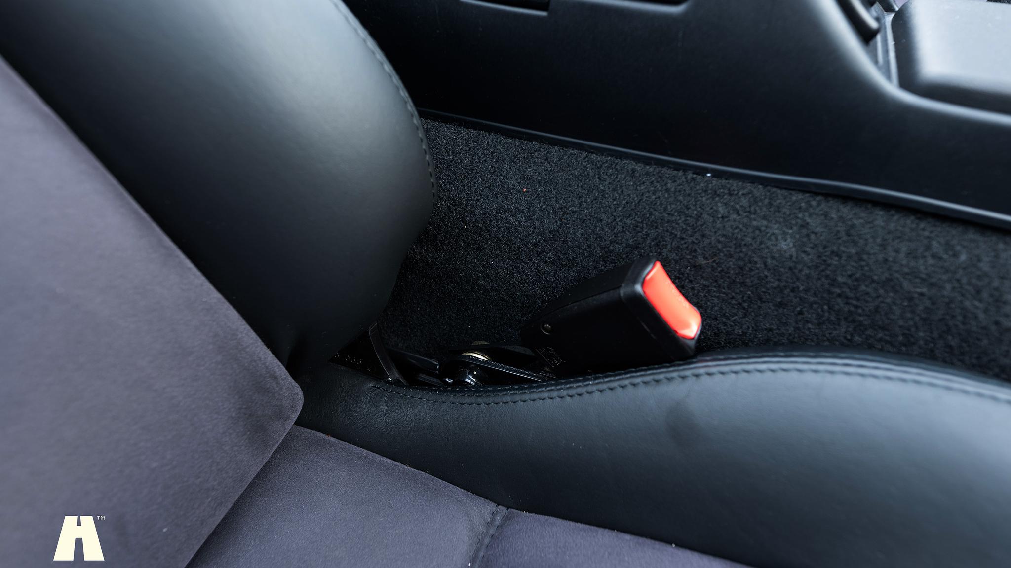 Innenraumfoto von 1997 Mazda MX-5 (24)