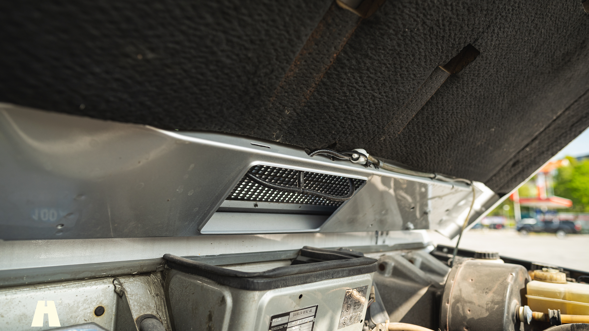 Image of 1985 Mercedes 230GE Cabrio mechanics