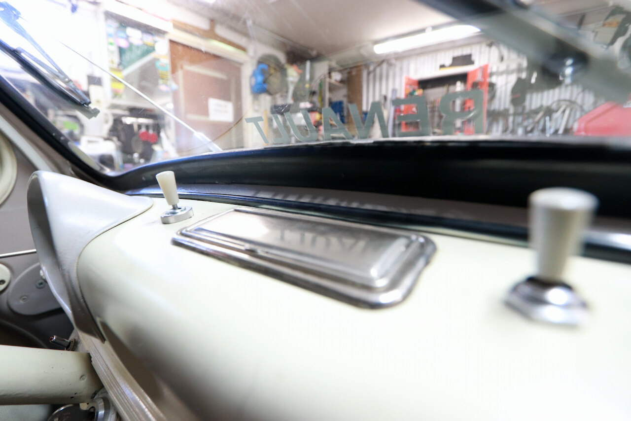 Interior image of 1959 Renault 4CV