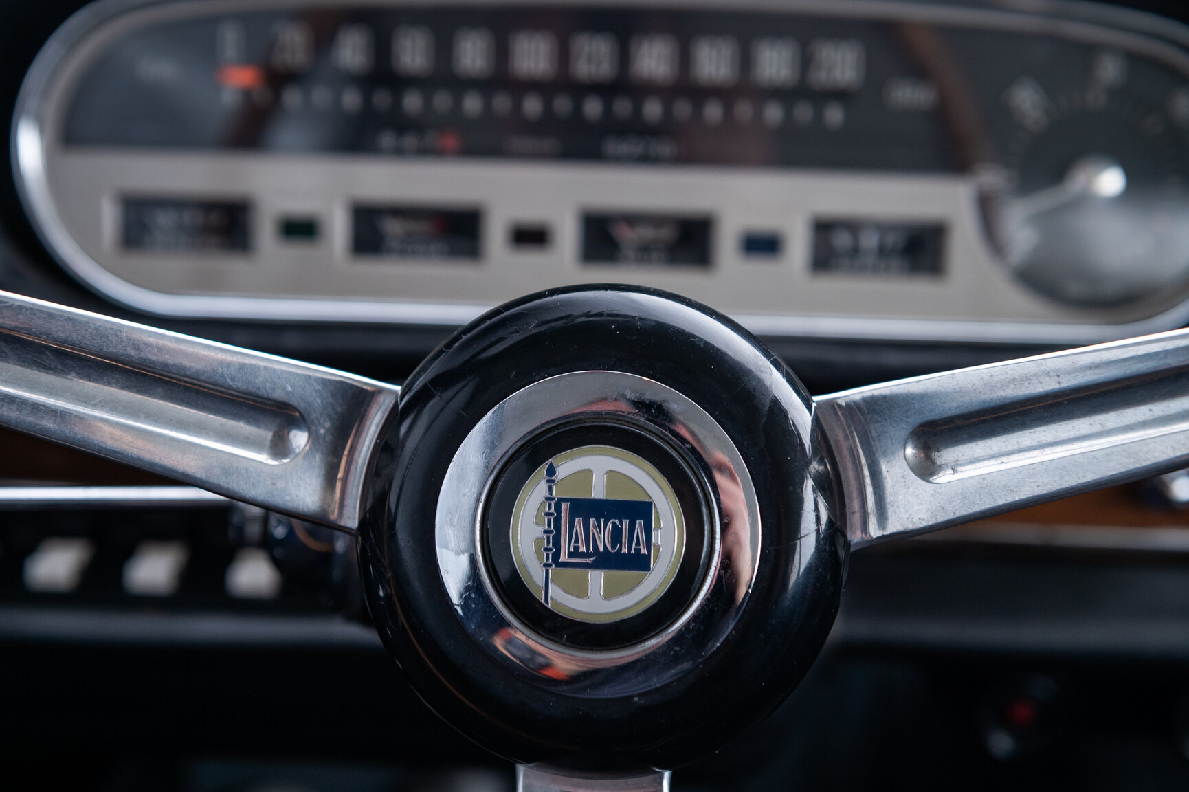 Interiörbild 1965 Lancia Flavia Coupé