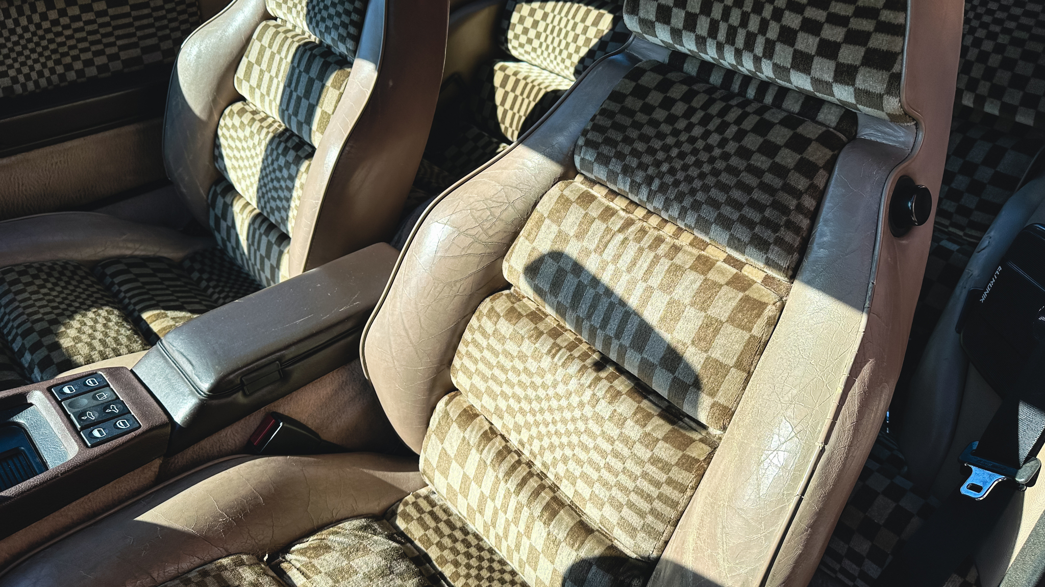 Interiörbild 1983 Porsche 928 S (14)