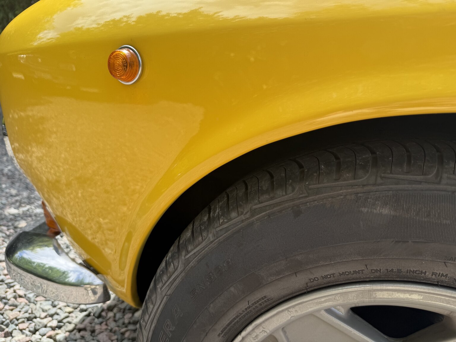 Exterior image of 1974 Alfa Romeo GT 1600 Junior