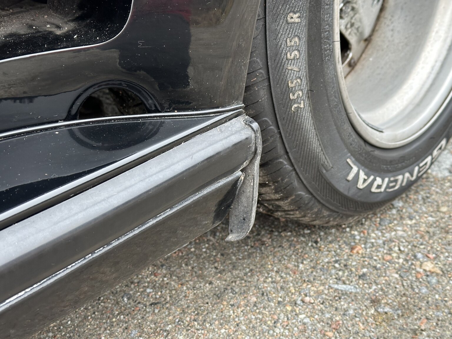 Exterior image of 1972 Porsche 911 T (82)