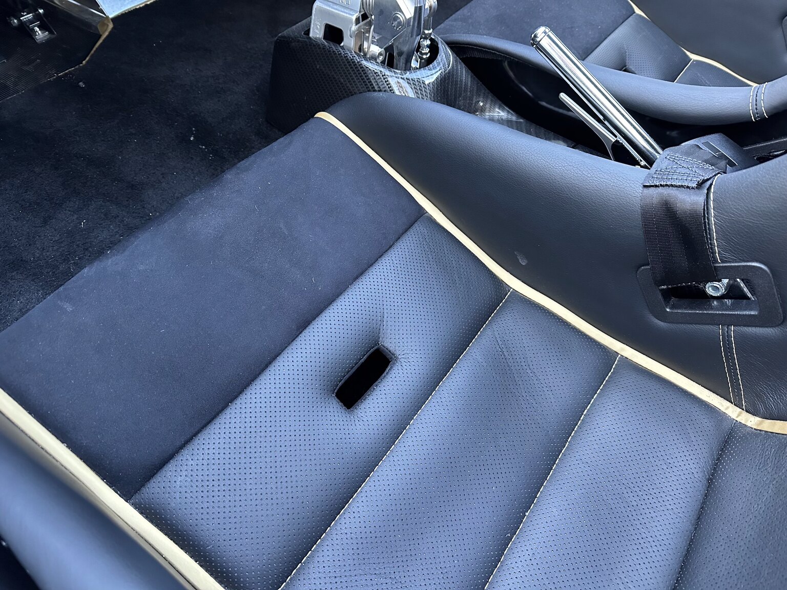 Interior image of 2021 Ultima Evolution LS3