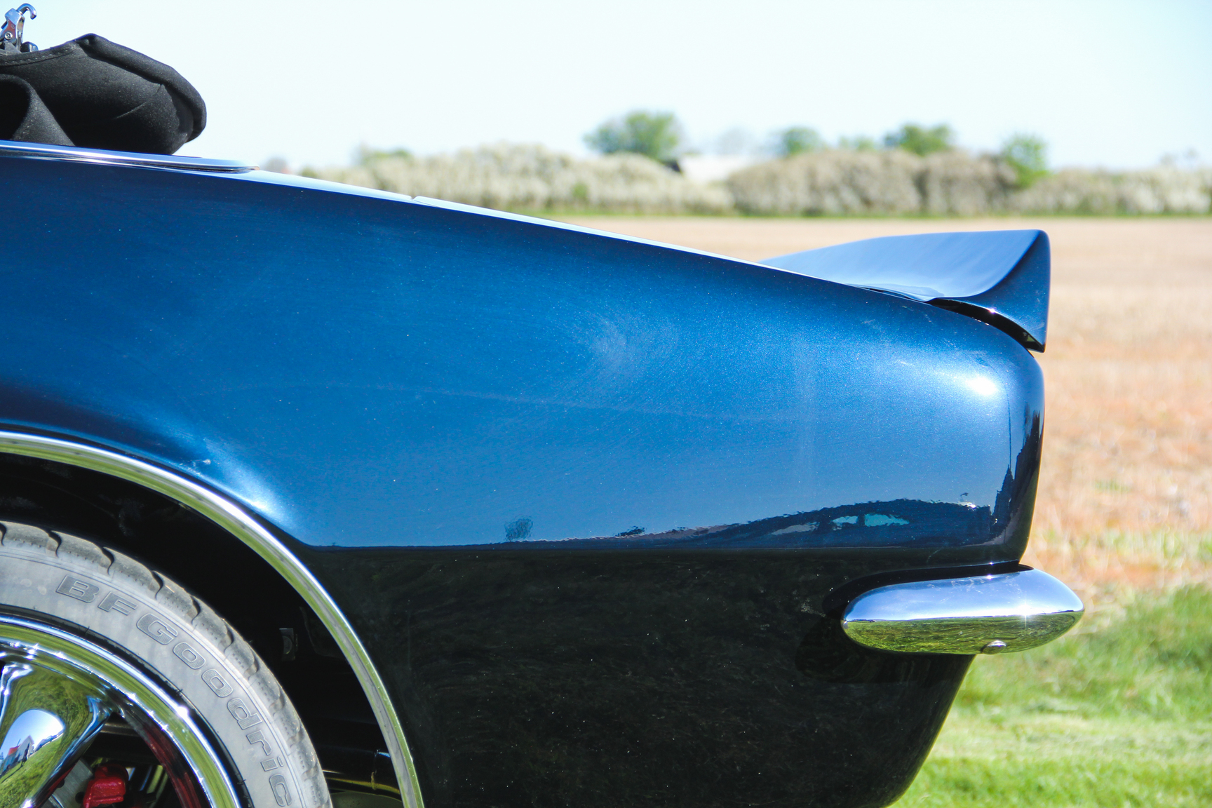 Exteriörbild på 1967 Chevrolet Camaro 383ci Convertible (19)