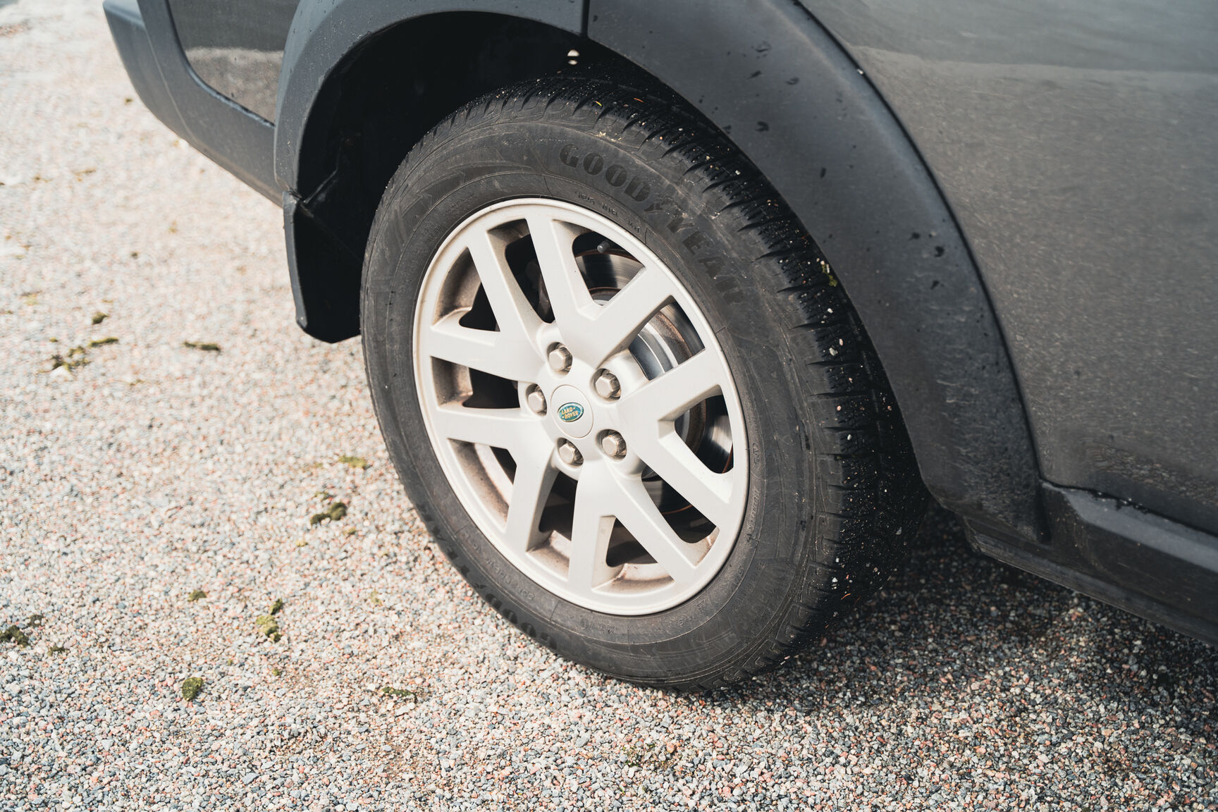 Exterior image of 2008 Land Rover Discovery TDV6 SE (23)
