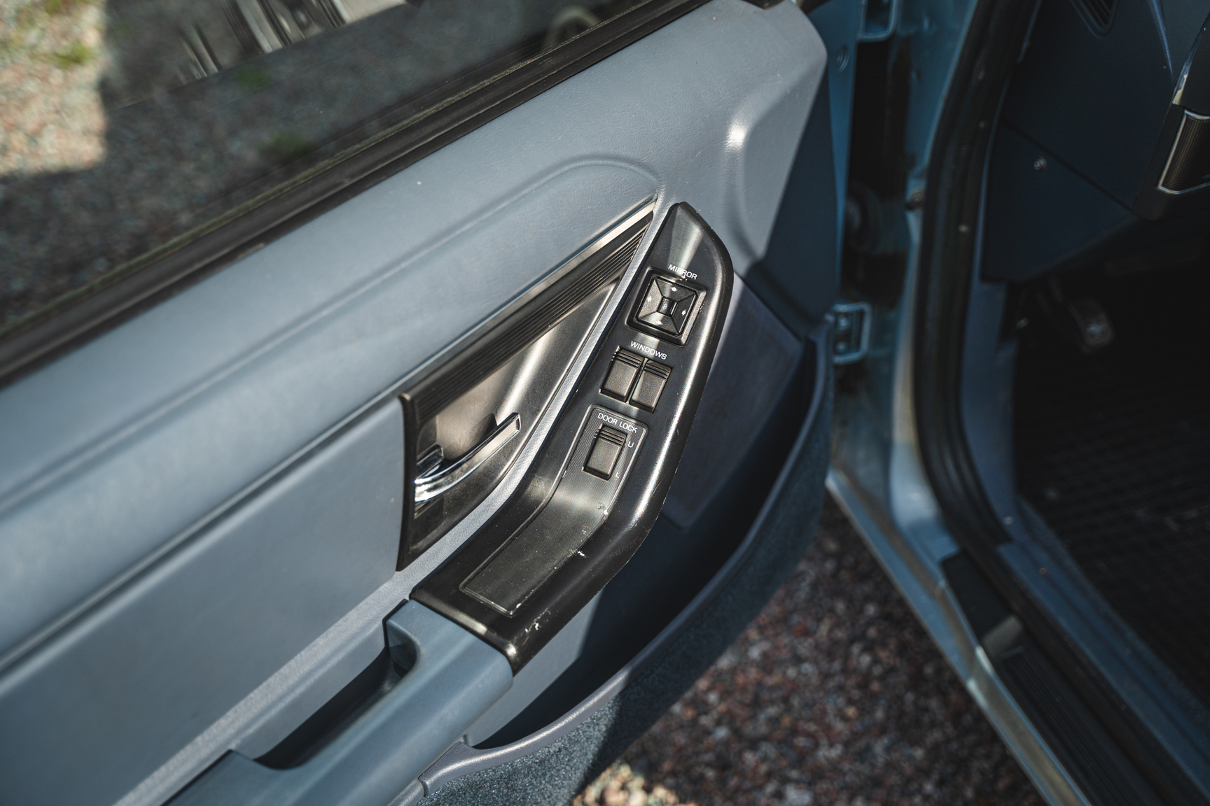 Innenraumfoto von 1991 Ford Thunderbird (10)