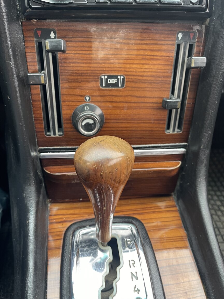Innenraumfoto von 1973 Mercedes 350 SLC