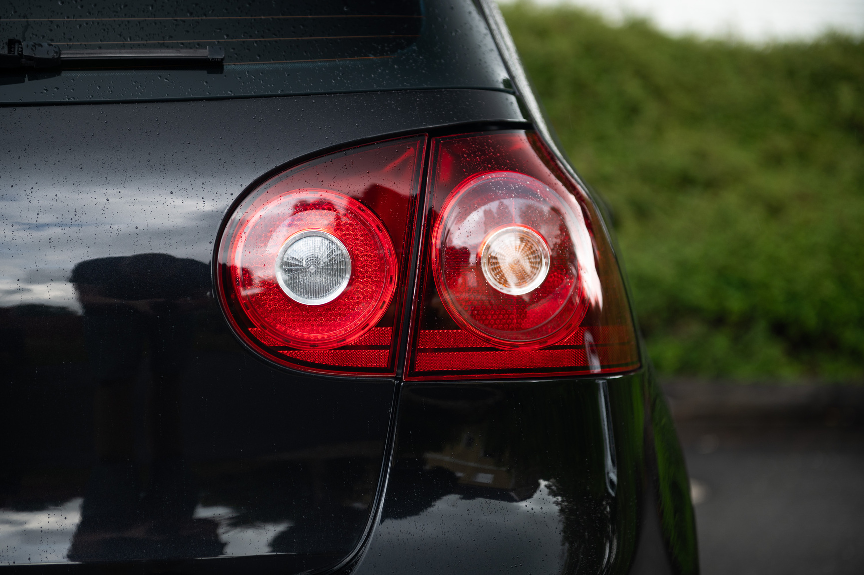 Exteriörbild på 2006 Volkswagen Golf R32