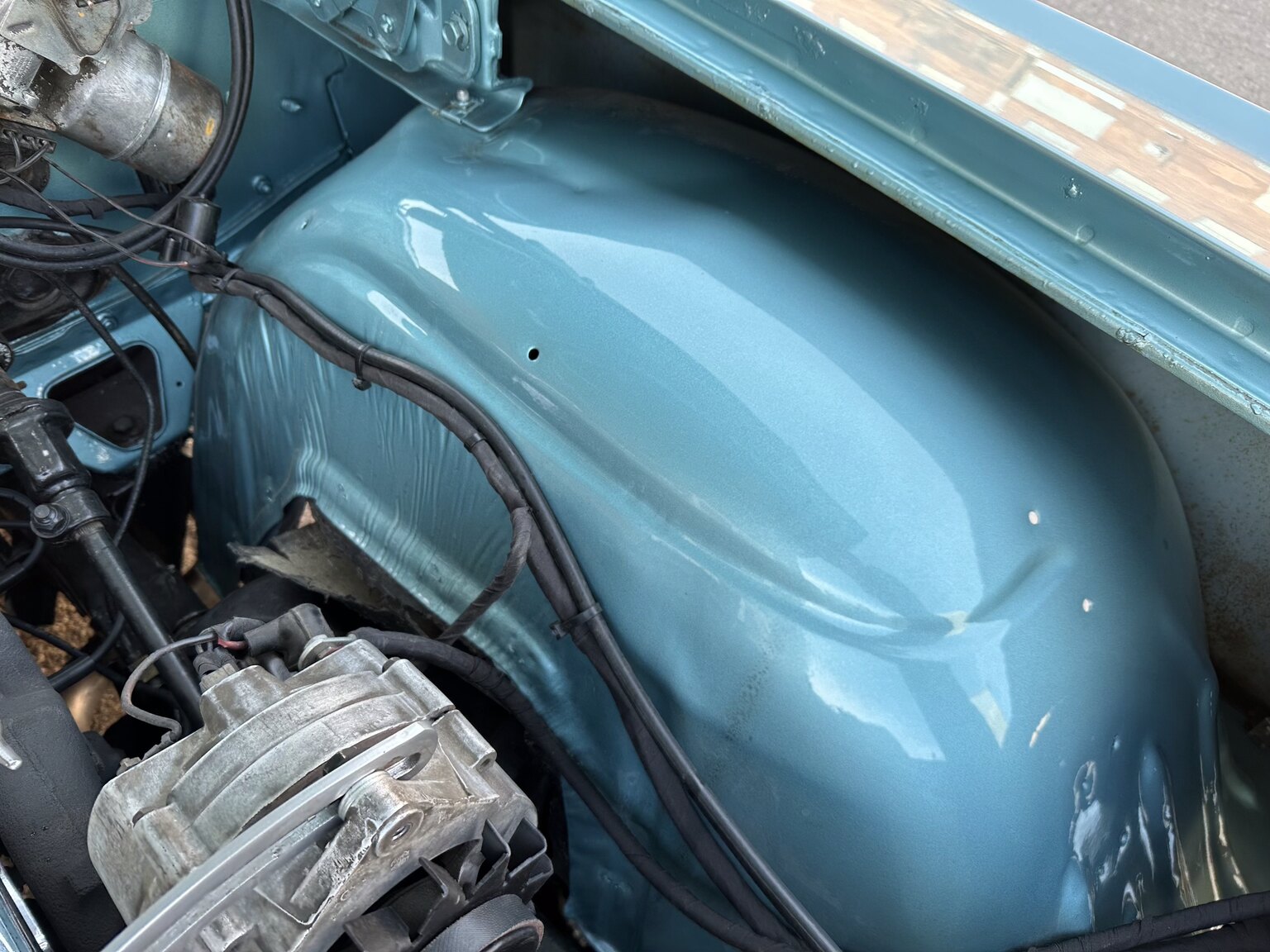 Image of 1963 Chevrolet Impala Sedan mechanics (6)
