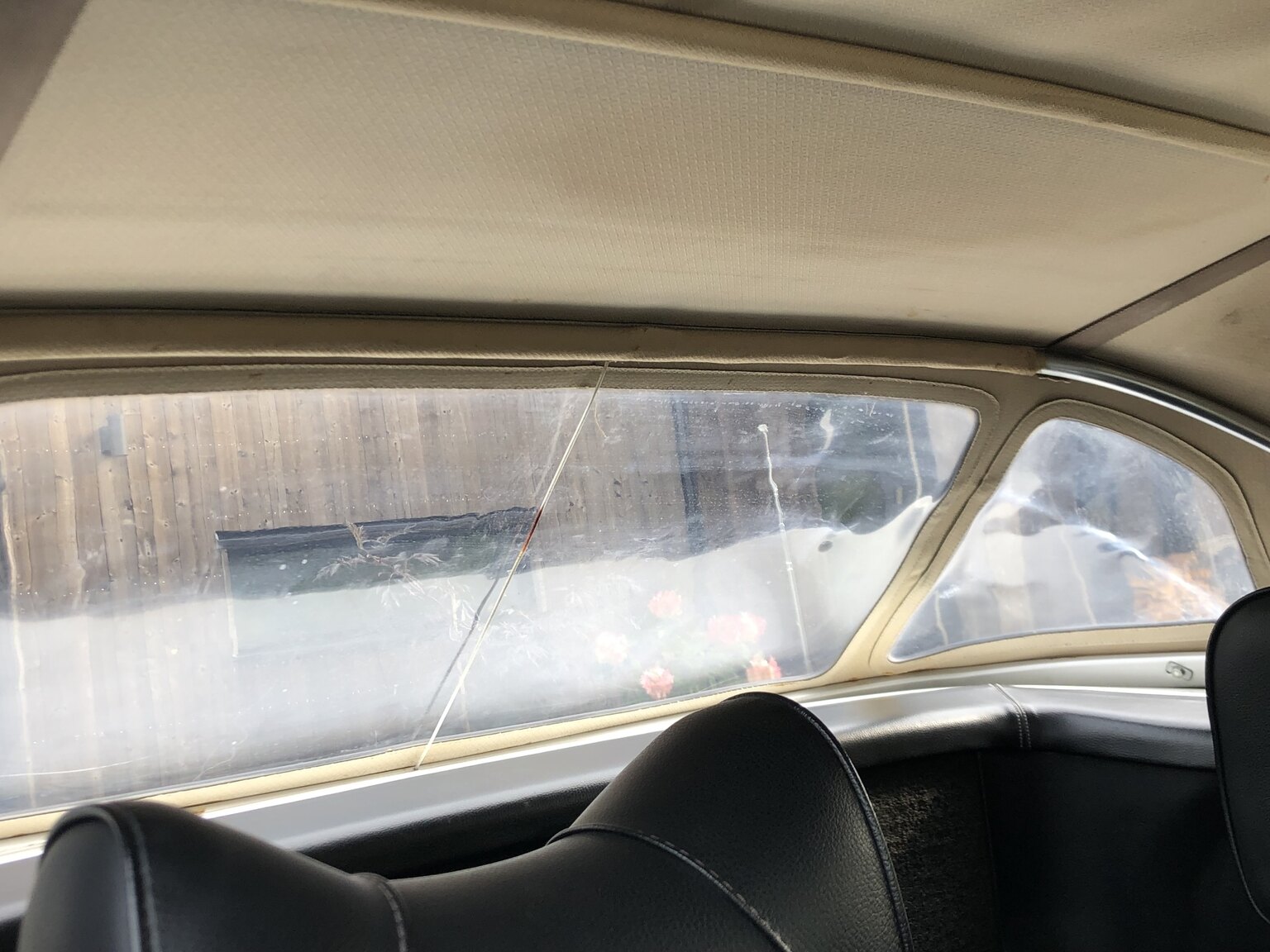 Interiörbild 1972 Mercedes-Benz 350 SL