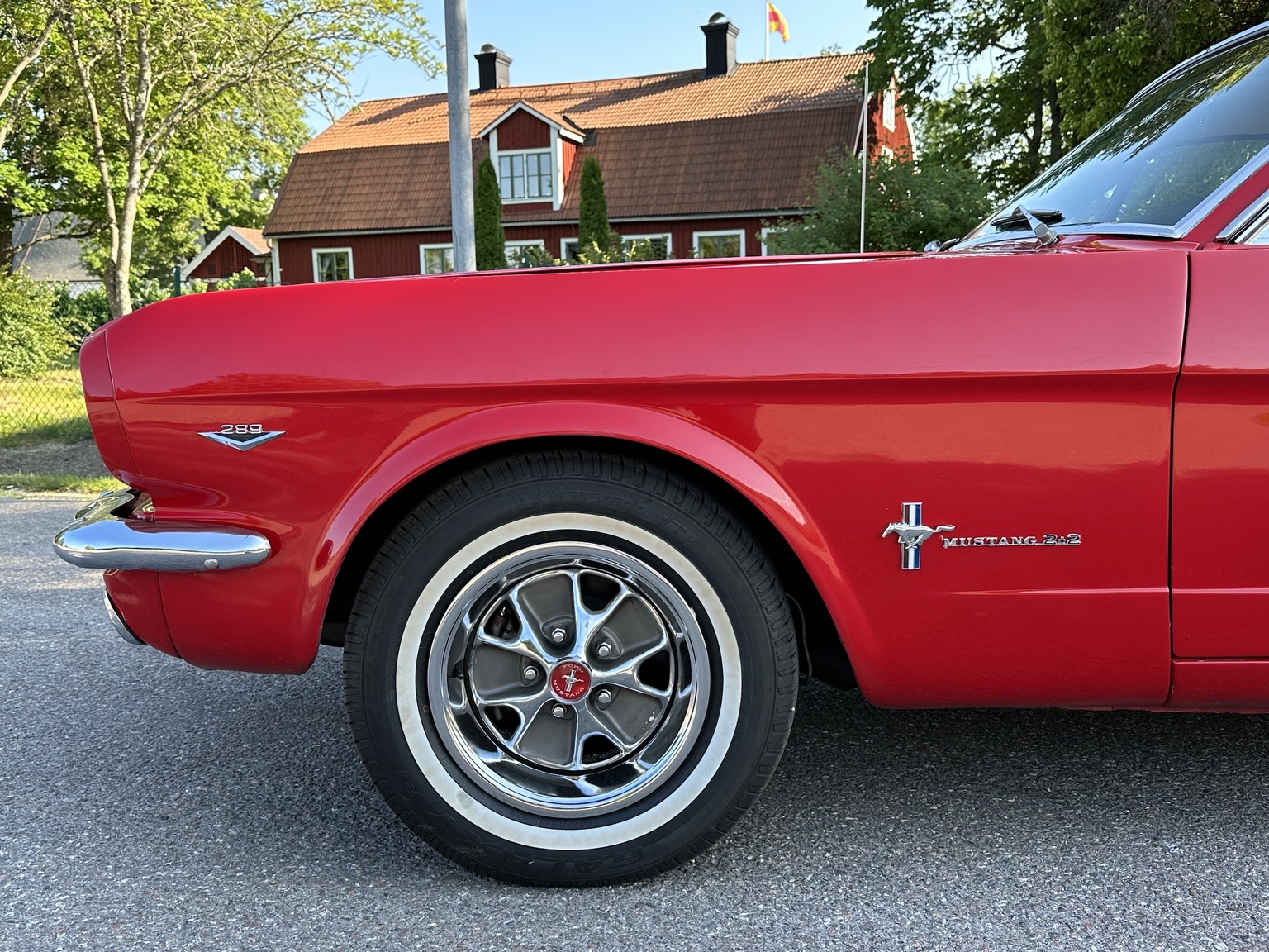 Exterior image of 1965 Ford Mustang 289 Fastback