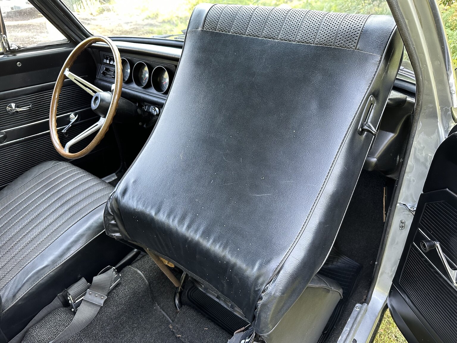 Interiörbild 1967 Opel Kadett B Rallye