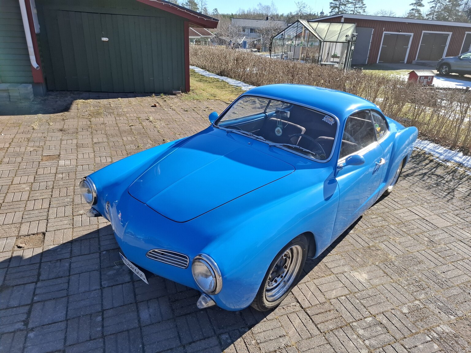 Exteriörbild på 1966 Volkswagen 1300 Karmann-Ghia