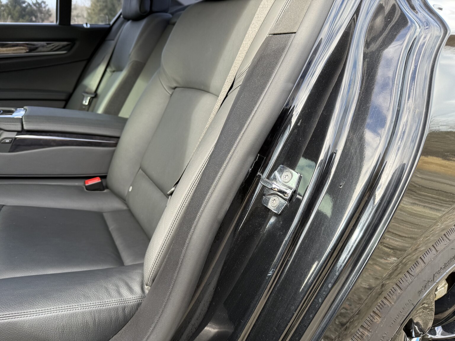 Interior image of 2009 BMW 750Li