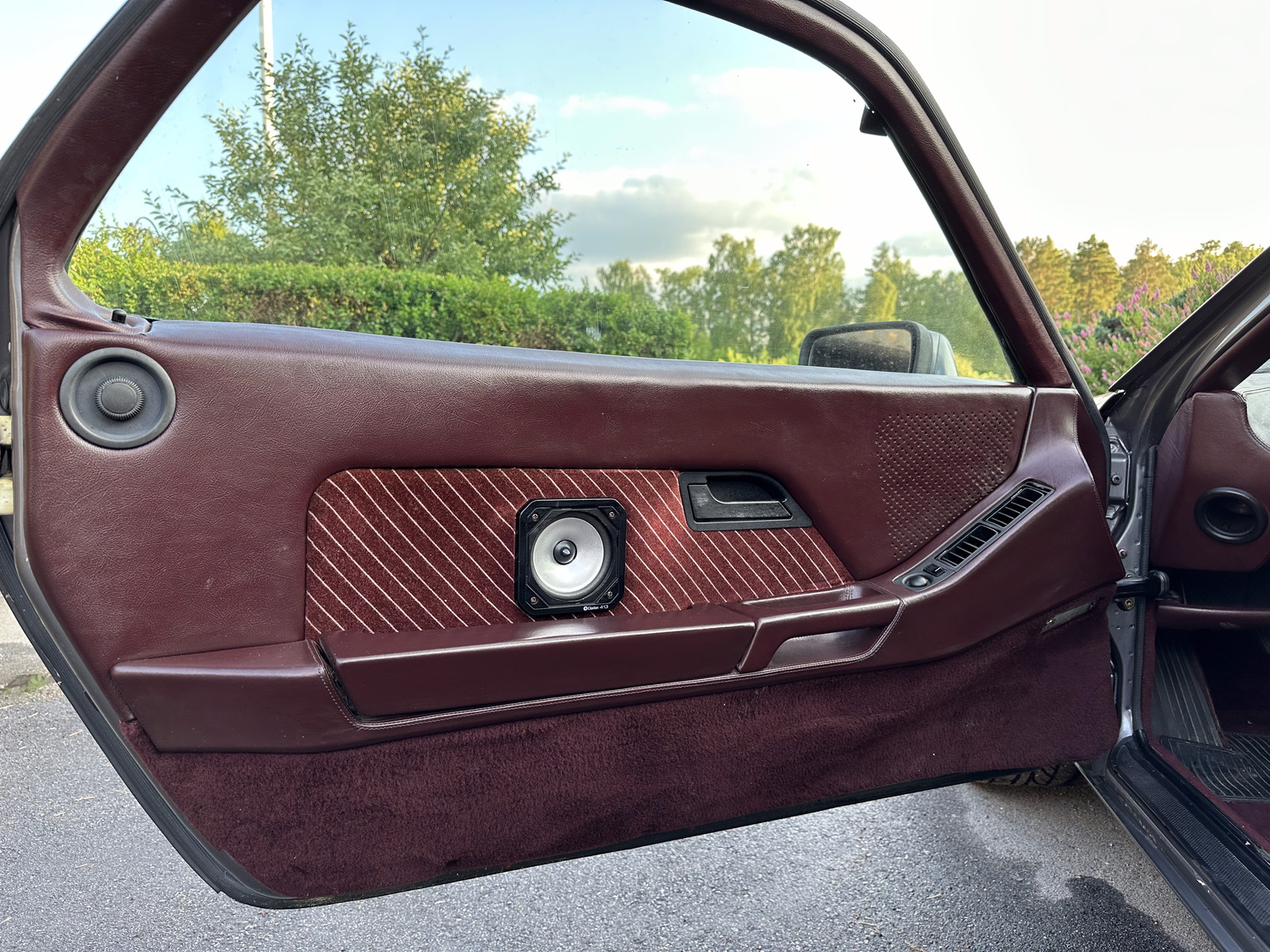 Innenraumfoto von 1985 Porsche 928 (3)