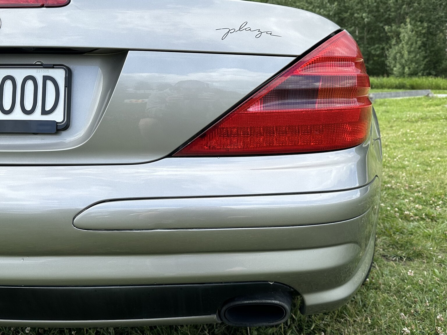 Exteriörbild på 2003 Mercedes Benz SL 500