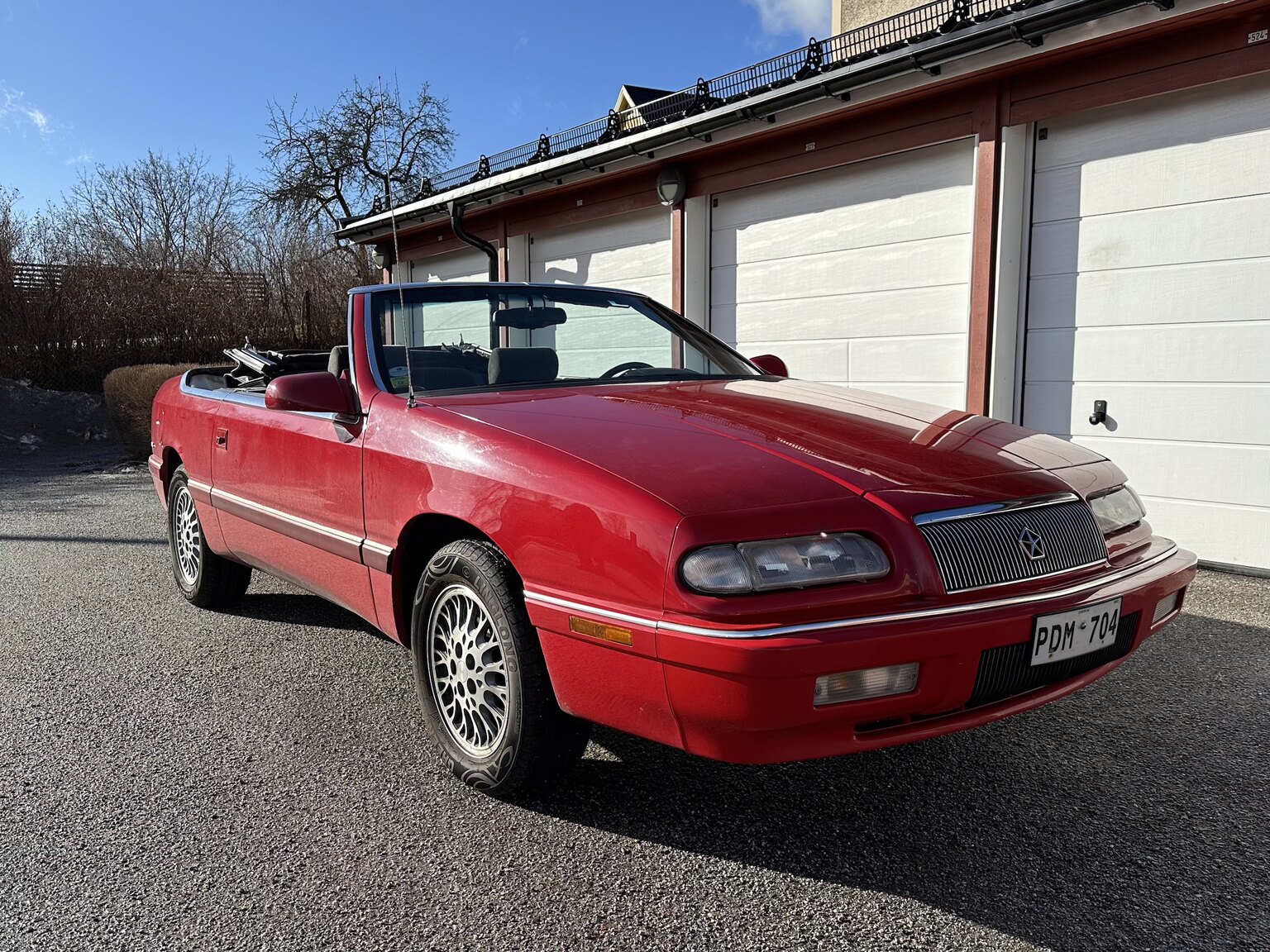 Exterior image of 1995 Chrysler LeBaron