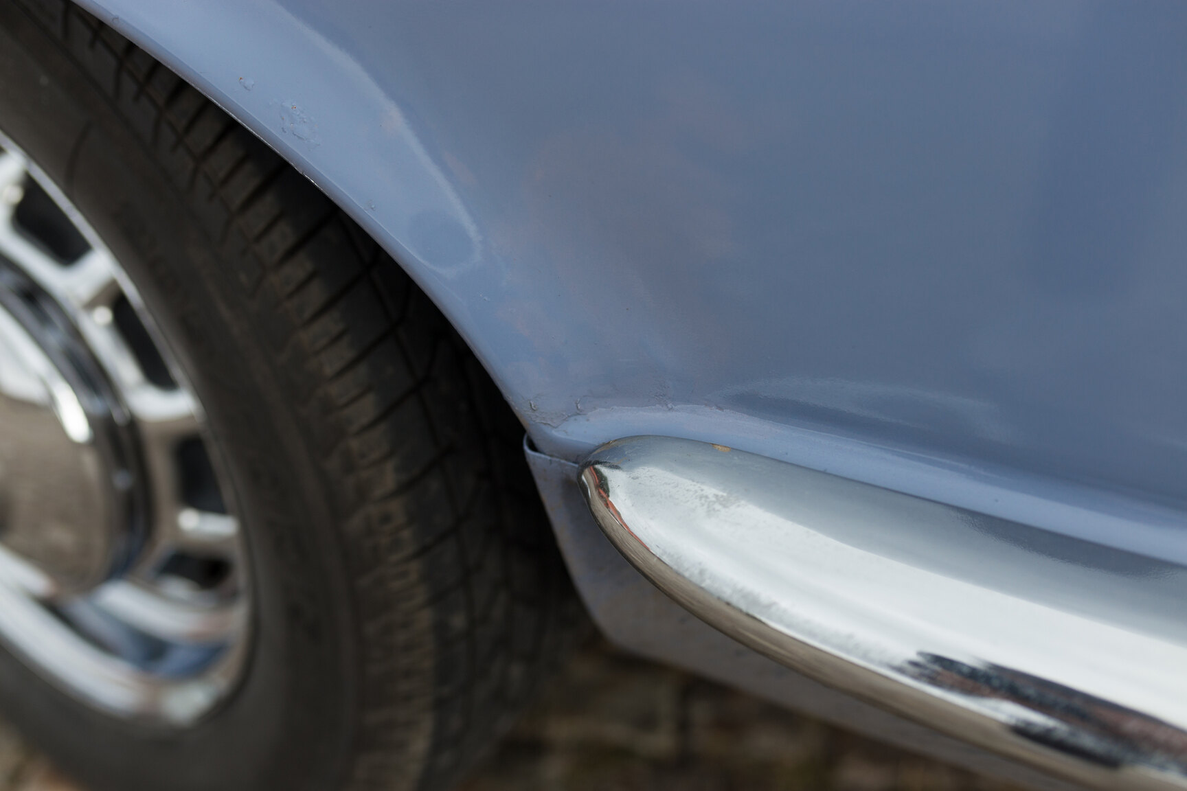 Exterior image of 1975 JAGUAR XJ6  (59)