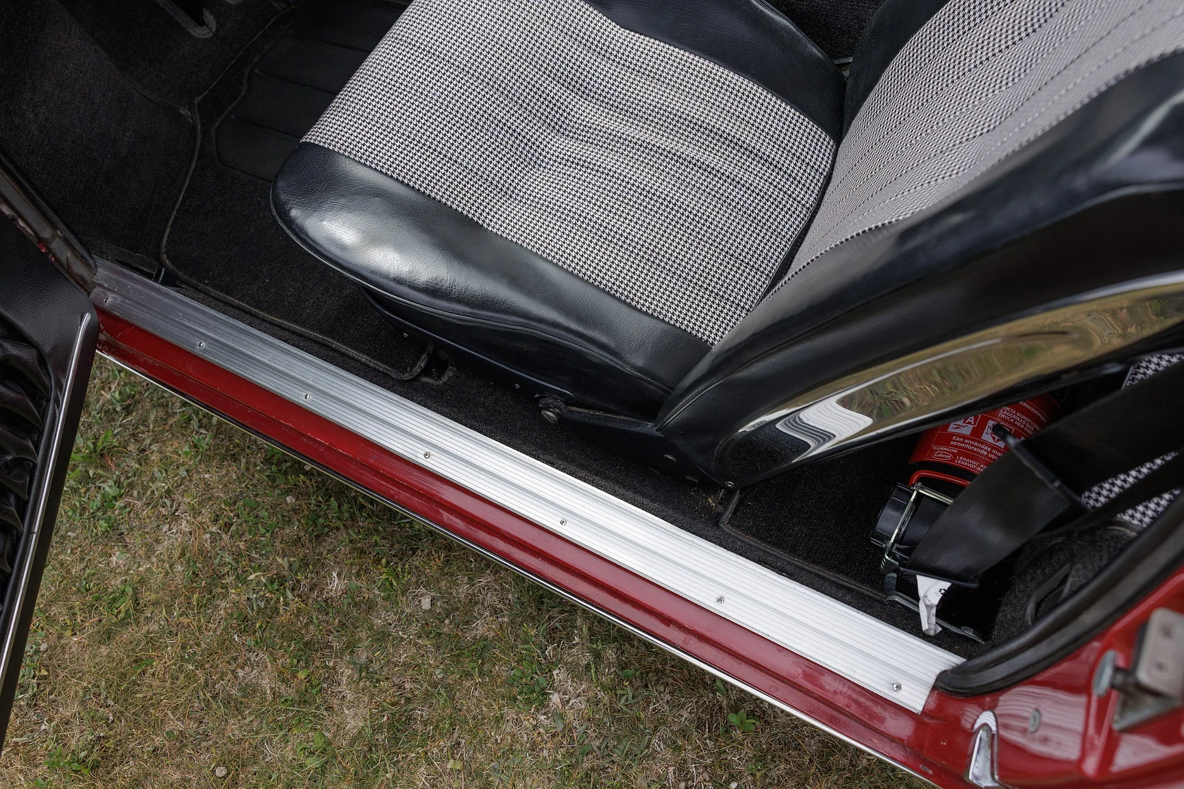 Innenraumfoto von 1968 Volkswagen Typ 34 1600 L Karmann-Ghia (83)