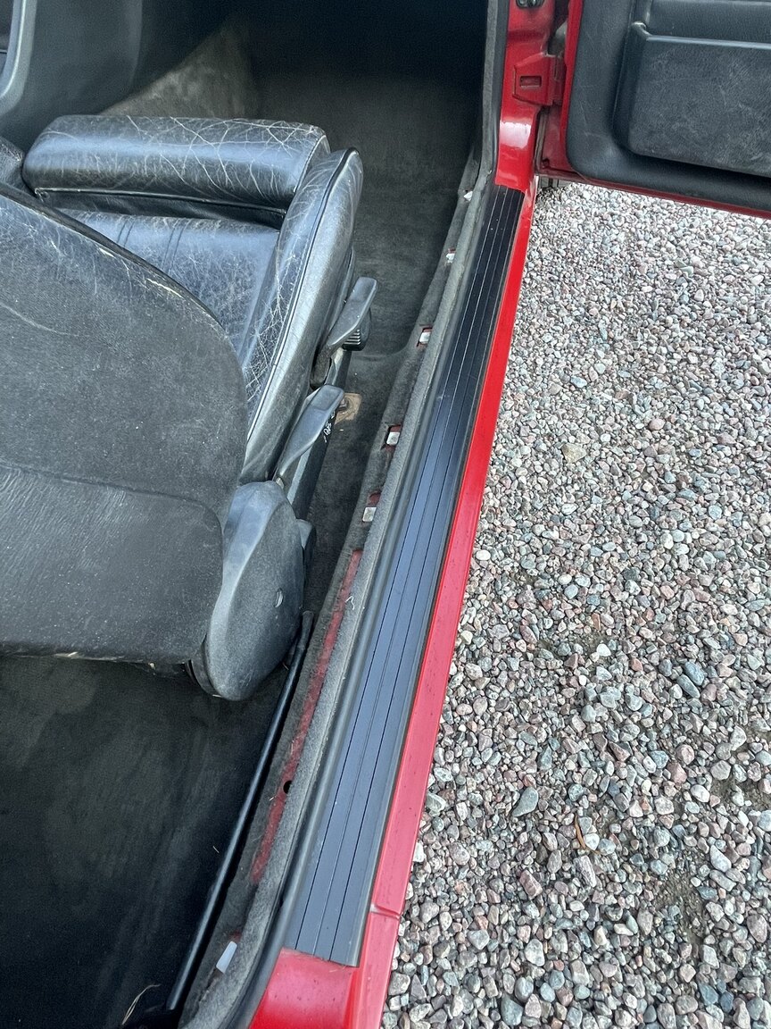 Innenraumfoto von 1987 BMW 320i