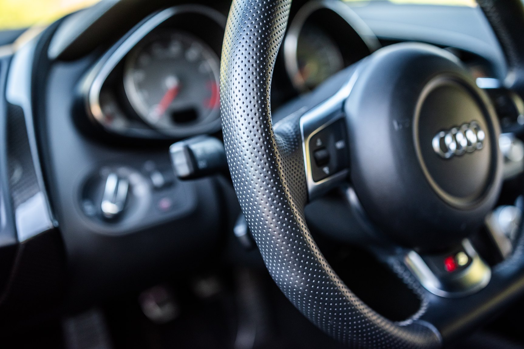 Interior image of 2008 Audi R8 4.2 V8 Turbo Manuell