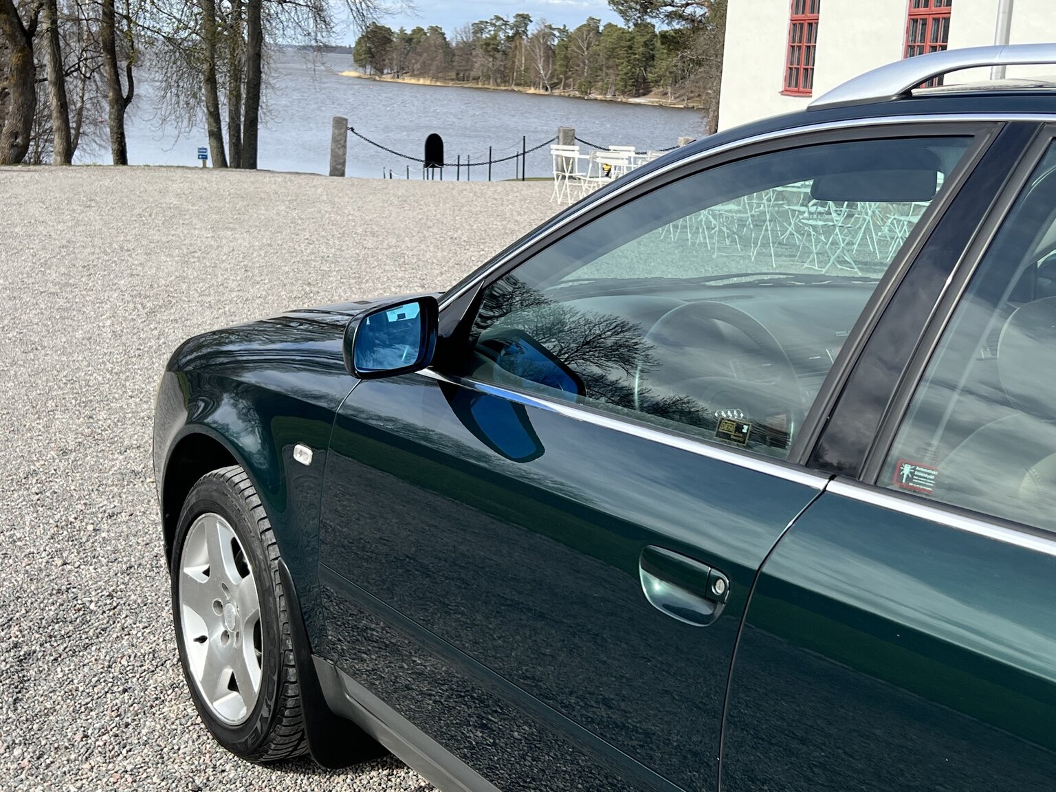 Exteriörbild på 1998 Audi A6 Avant 1.8T