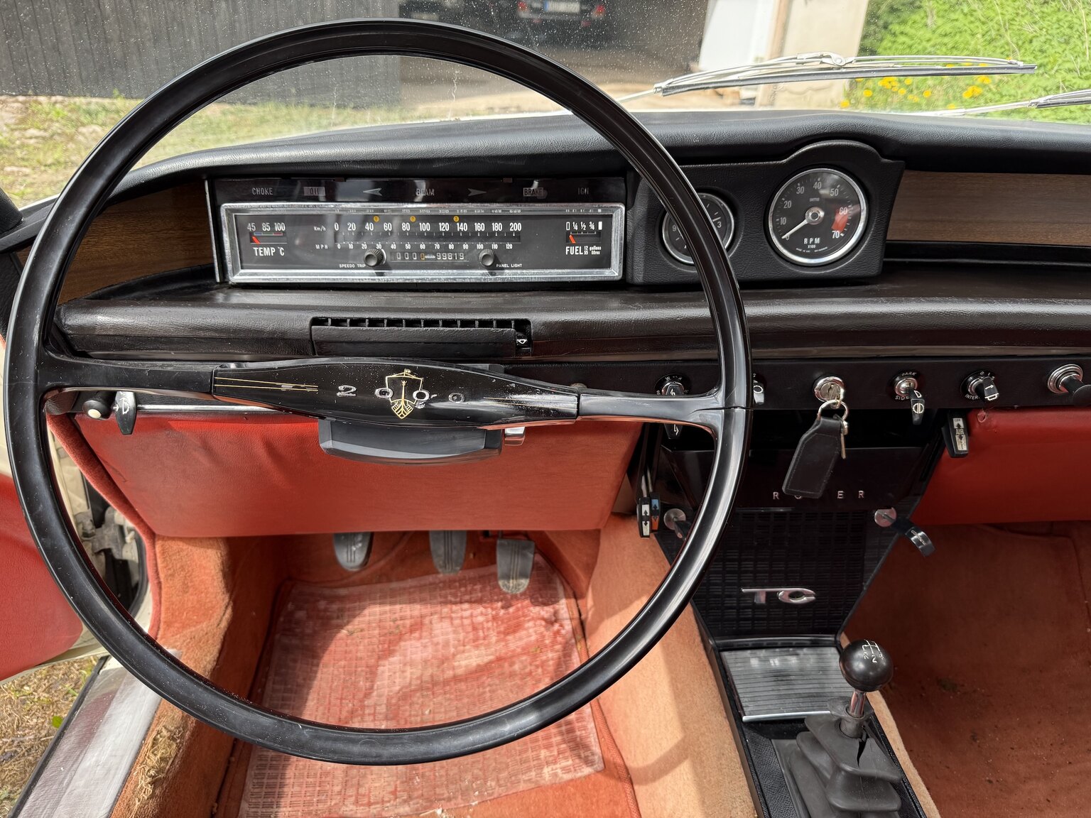 Interior image of 1967 Rover 2000 TC 2.0 OHC